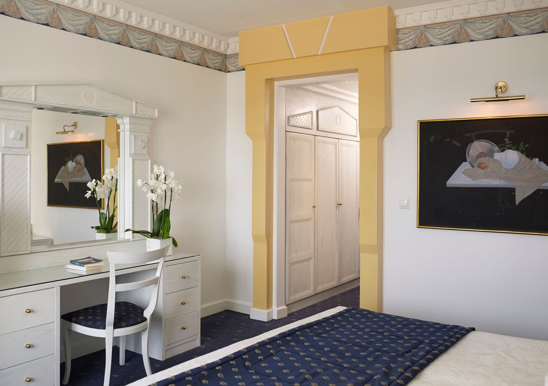 room-types-GRANDHOTEL-SGL-0.jpg