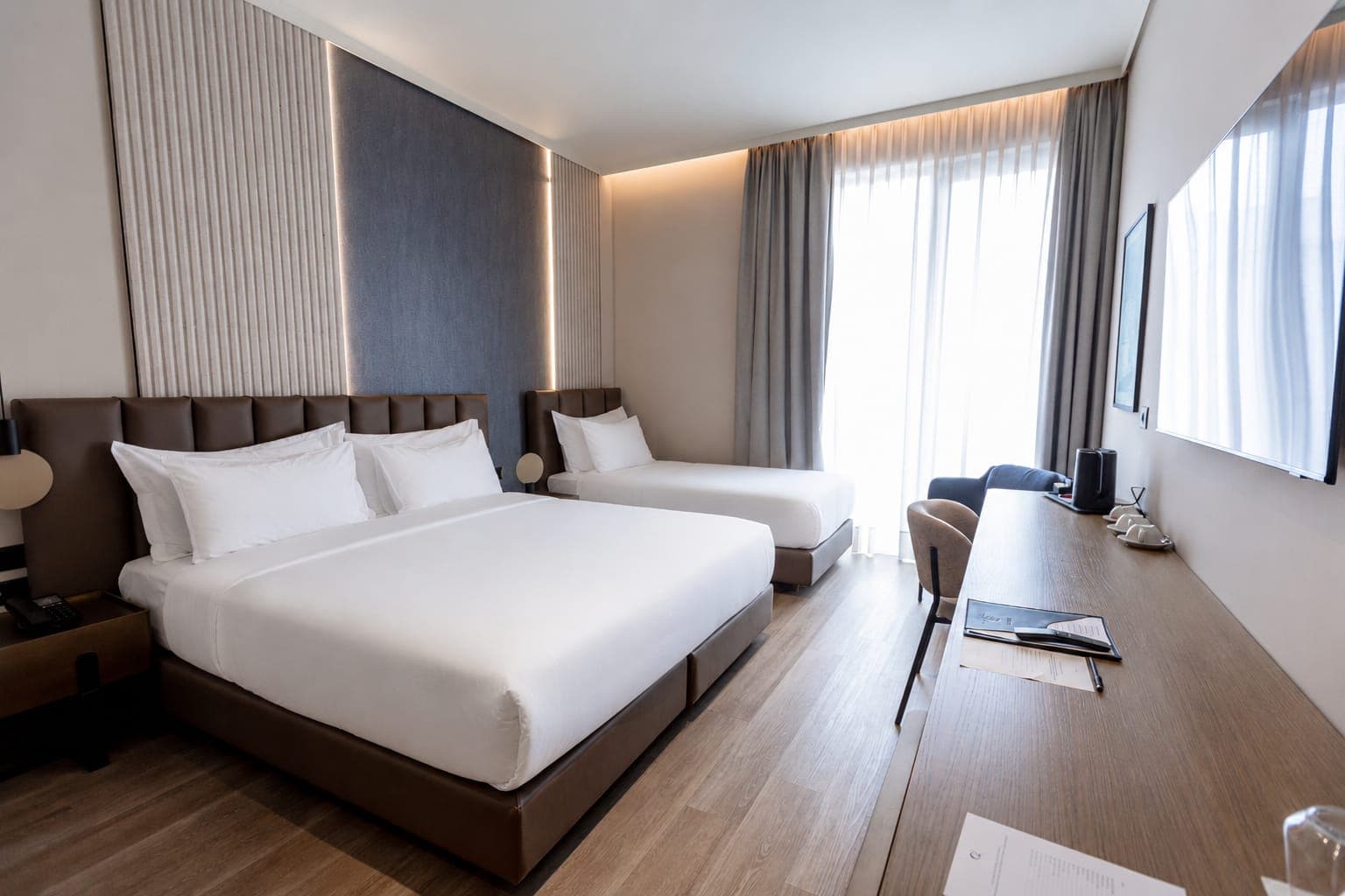 room-types-GRANDHTLDK-FMLSTC-0.jpg