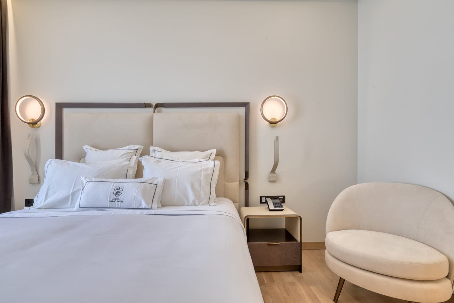 room-types-GRANDKALAM-DLXCV-0.jpg