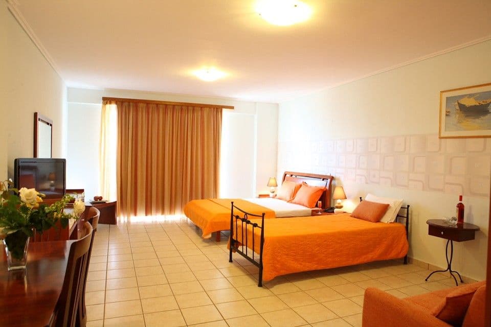 room-types-GRANDNEFEL-JS4-0.jpg