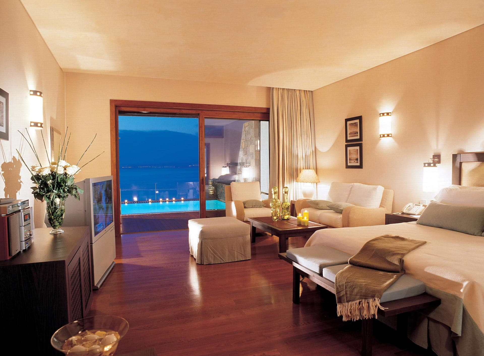 room-types-GRANDRL-RWCPF-0.jpg