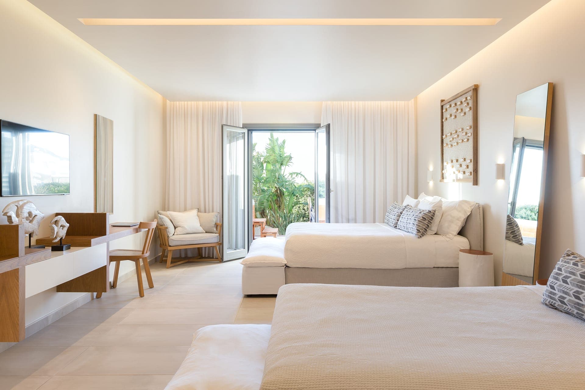 room-types-GRAPES18-SVSUI-0.jpg