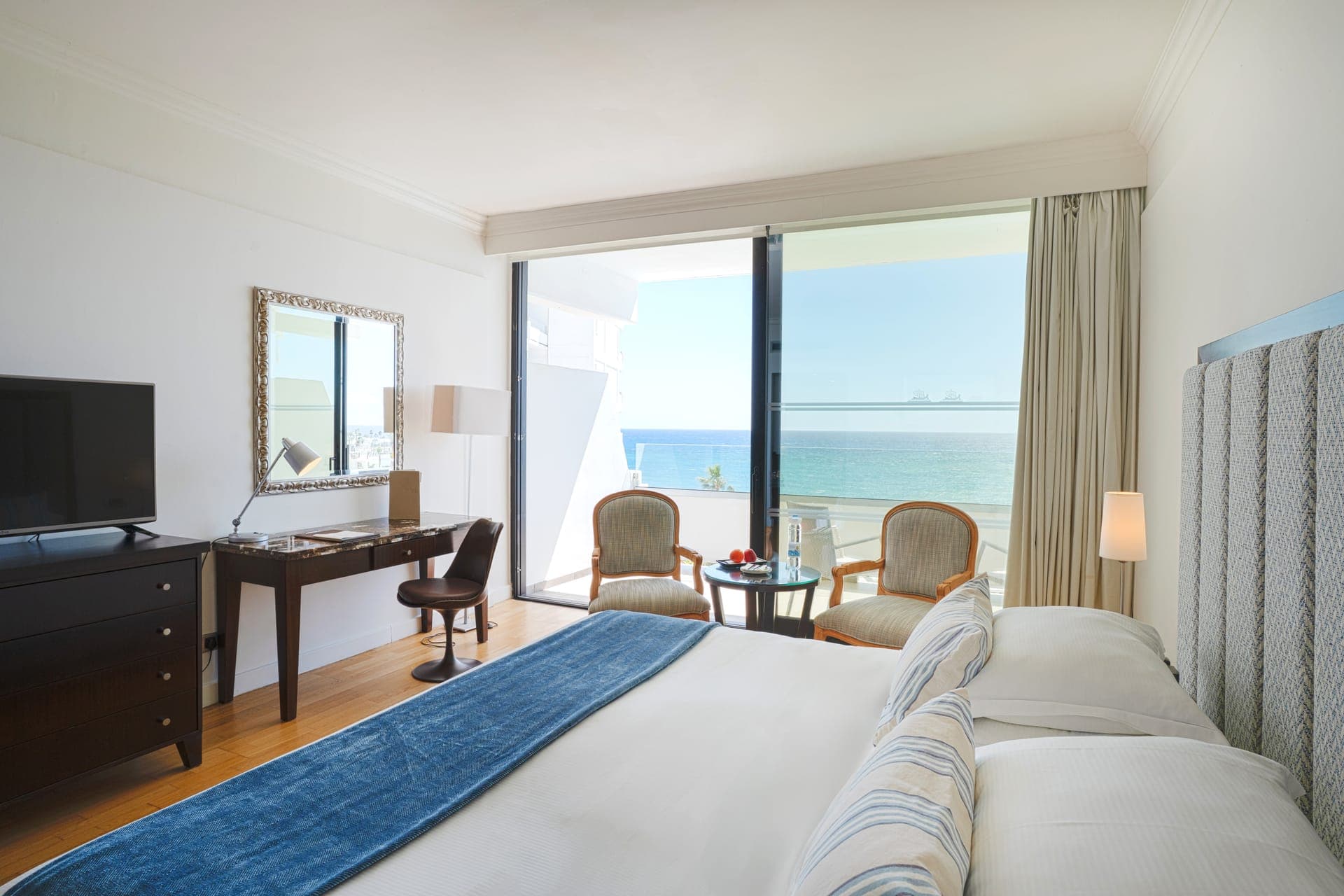 room-types-GRECIANBAY-STDSV-0.jpg