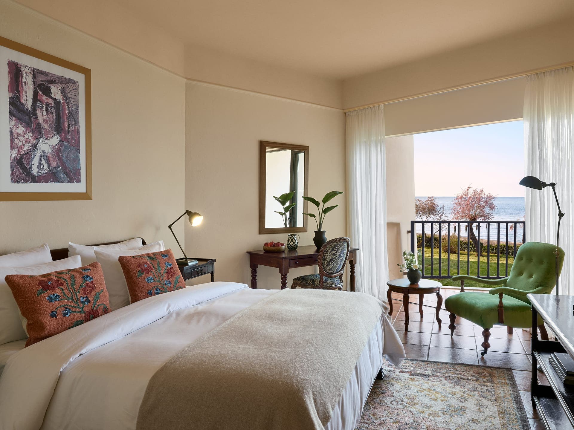room-types-GREGNATIA-DL-0.jpg
