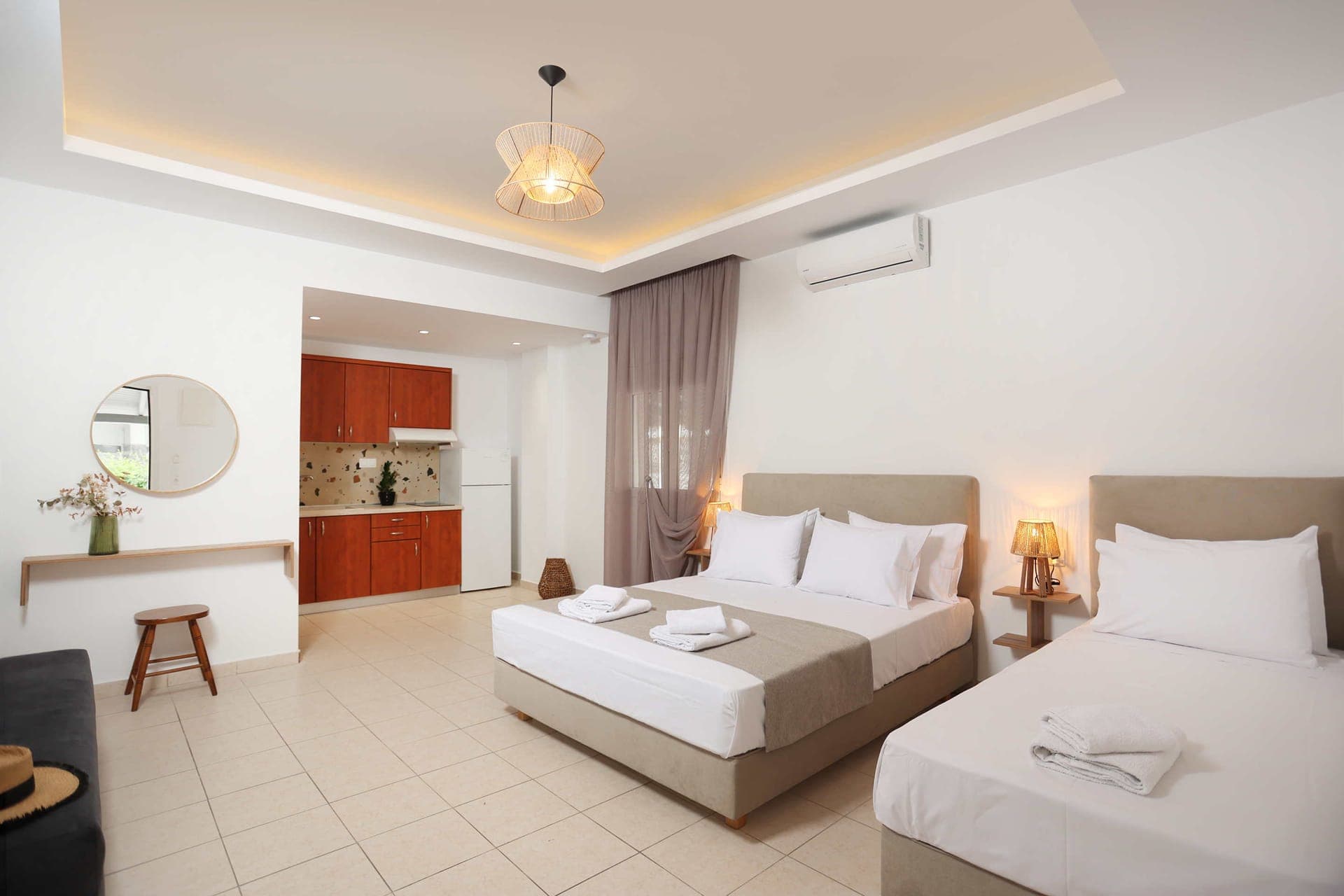 room-types-GREGORYAP-FAMSTU-0.jpg