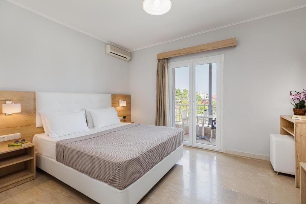 room-types-GREKAS-SUP-0.jpg