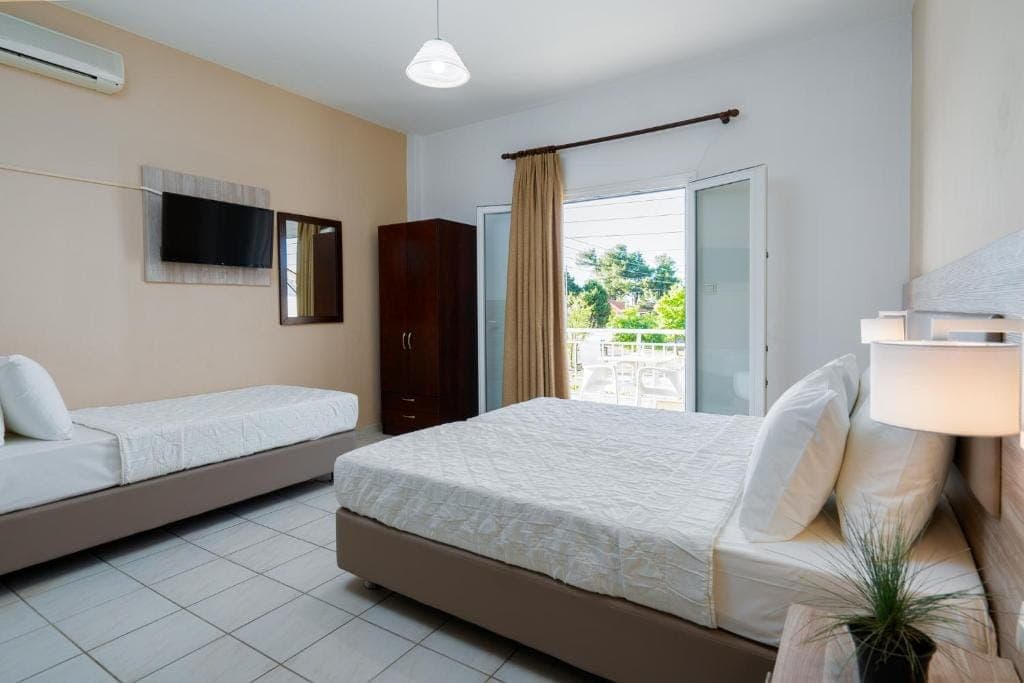 room-types-GREKAS-TPL-0.jpg