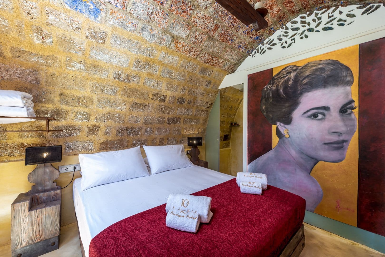 room-types-GRHOTELWIN-DBLROO-0.jpg