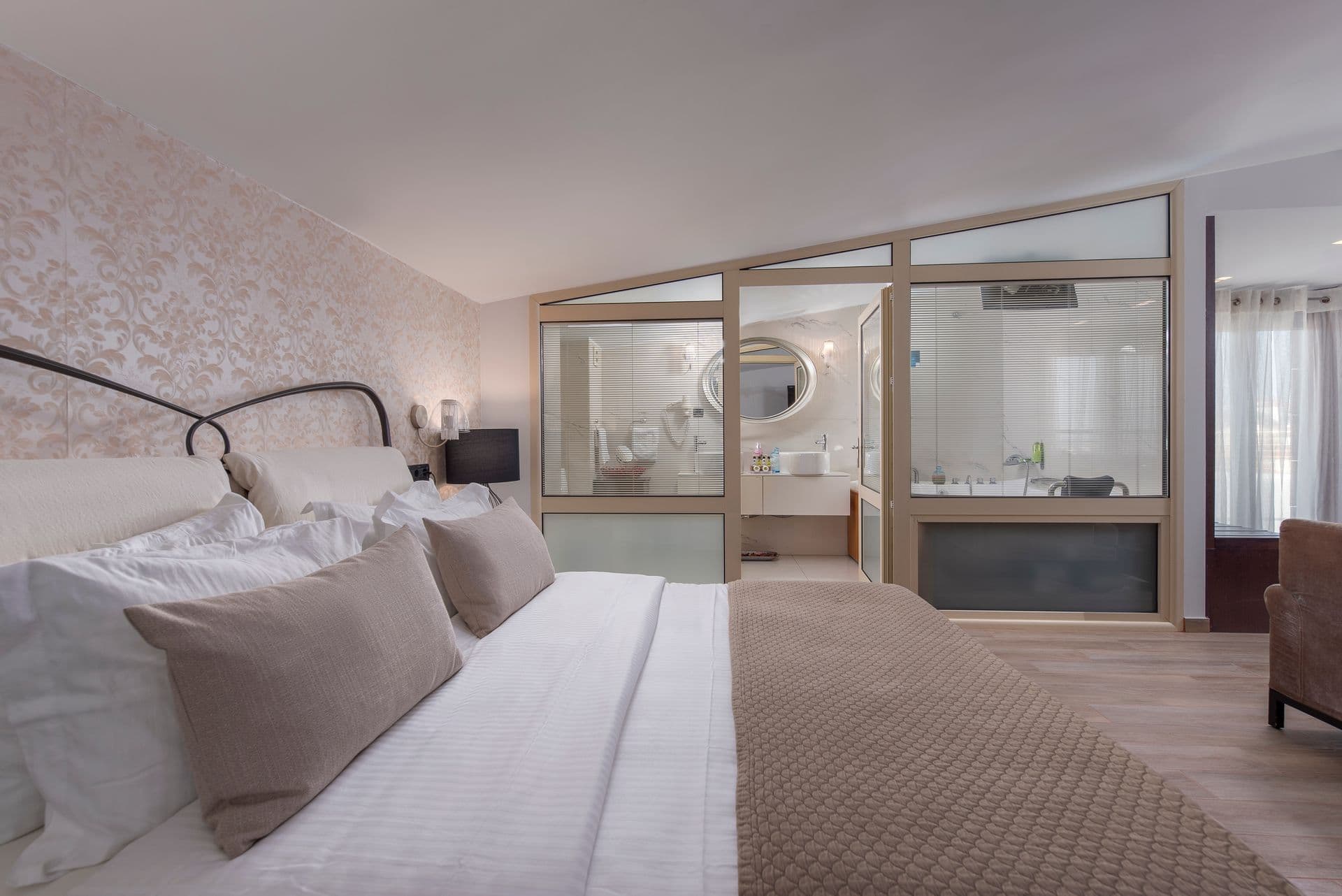 room-types-HABITATH-VIPS-0.jpg