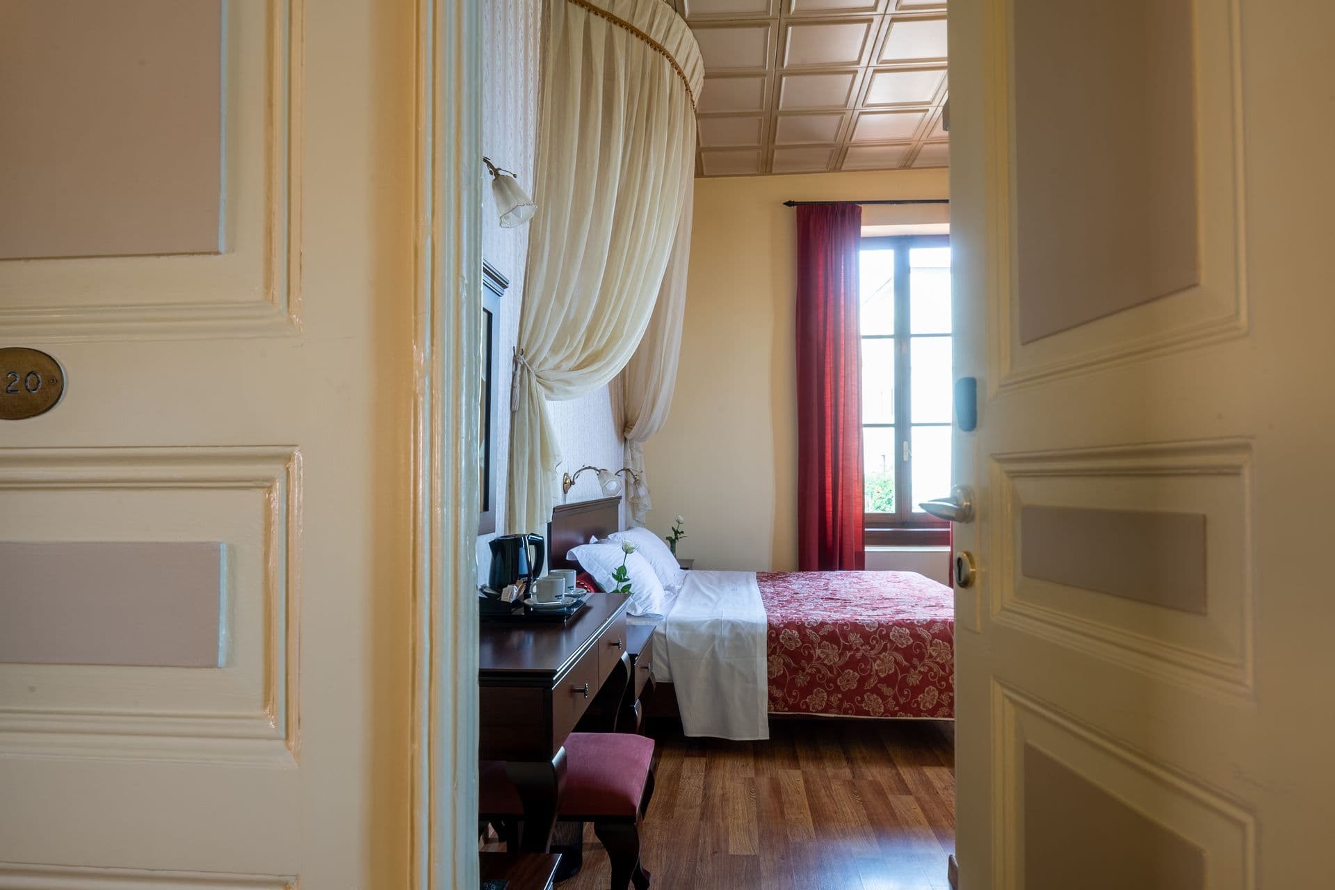room-types-HALEPAHOTE-PR-0.jpg