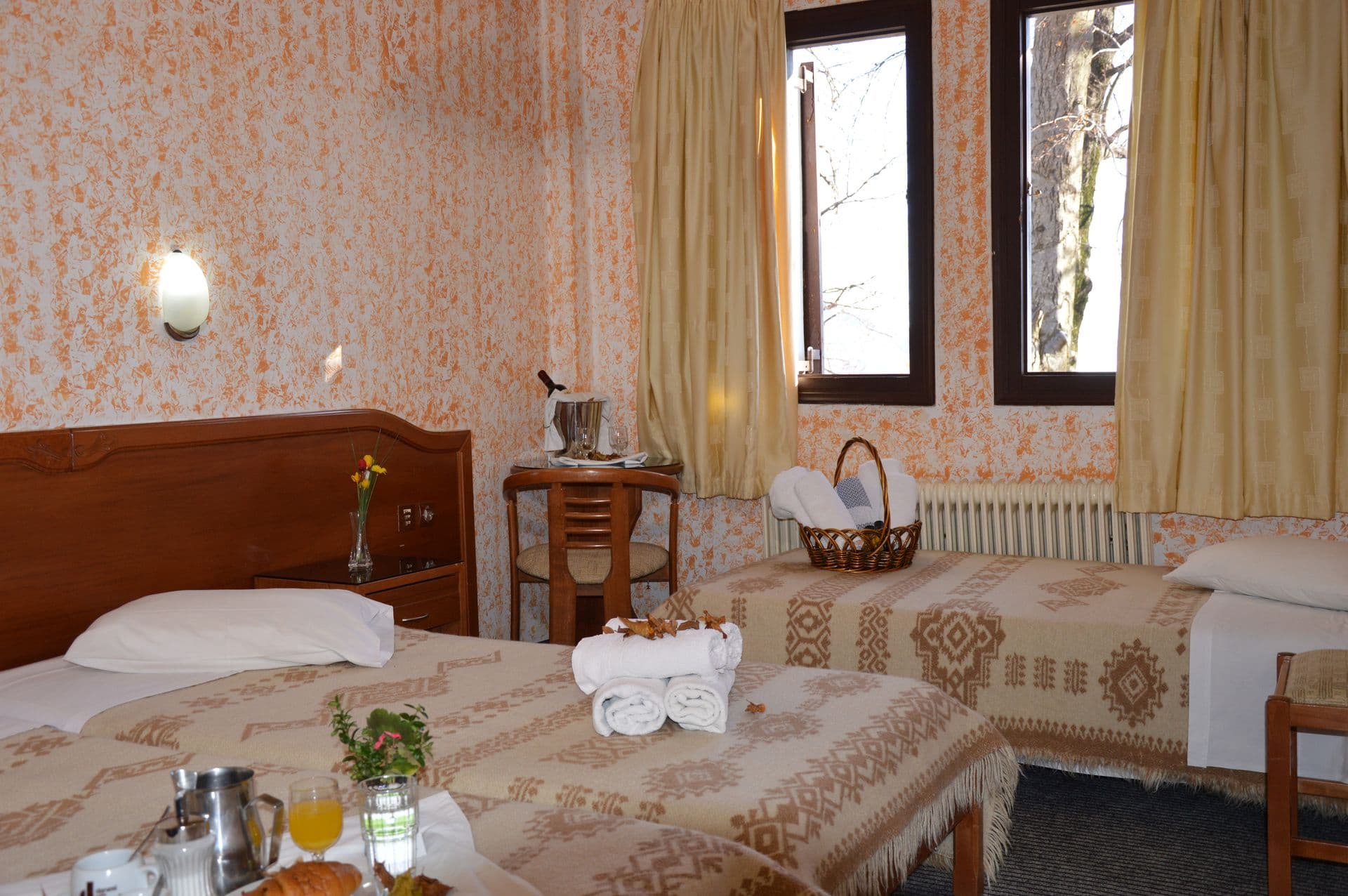 room-types-HANIZISI-TRIPLE-0.jpg