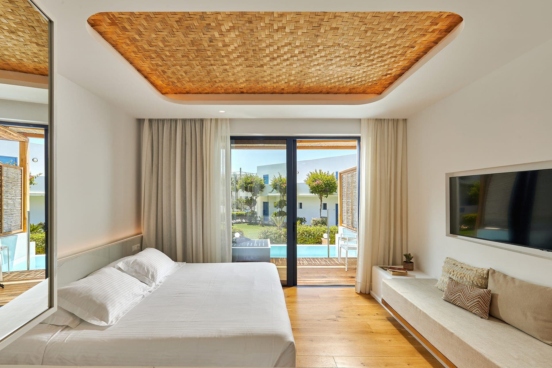 room-types-HARAILIOSV-PREMPP-0.jpg