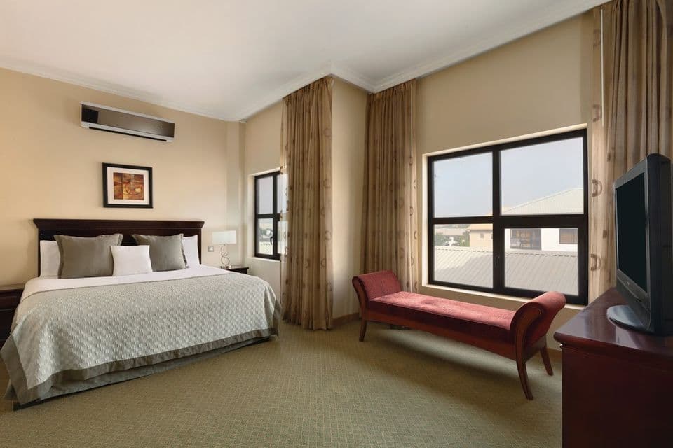 room-types-HAWTHORN-EXECUT-0.jpg