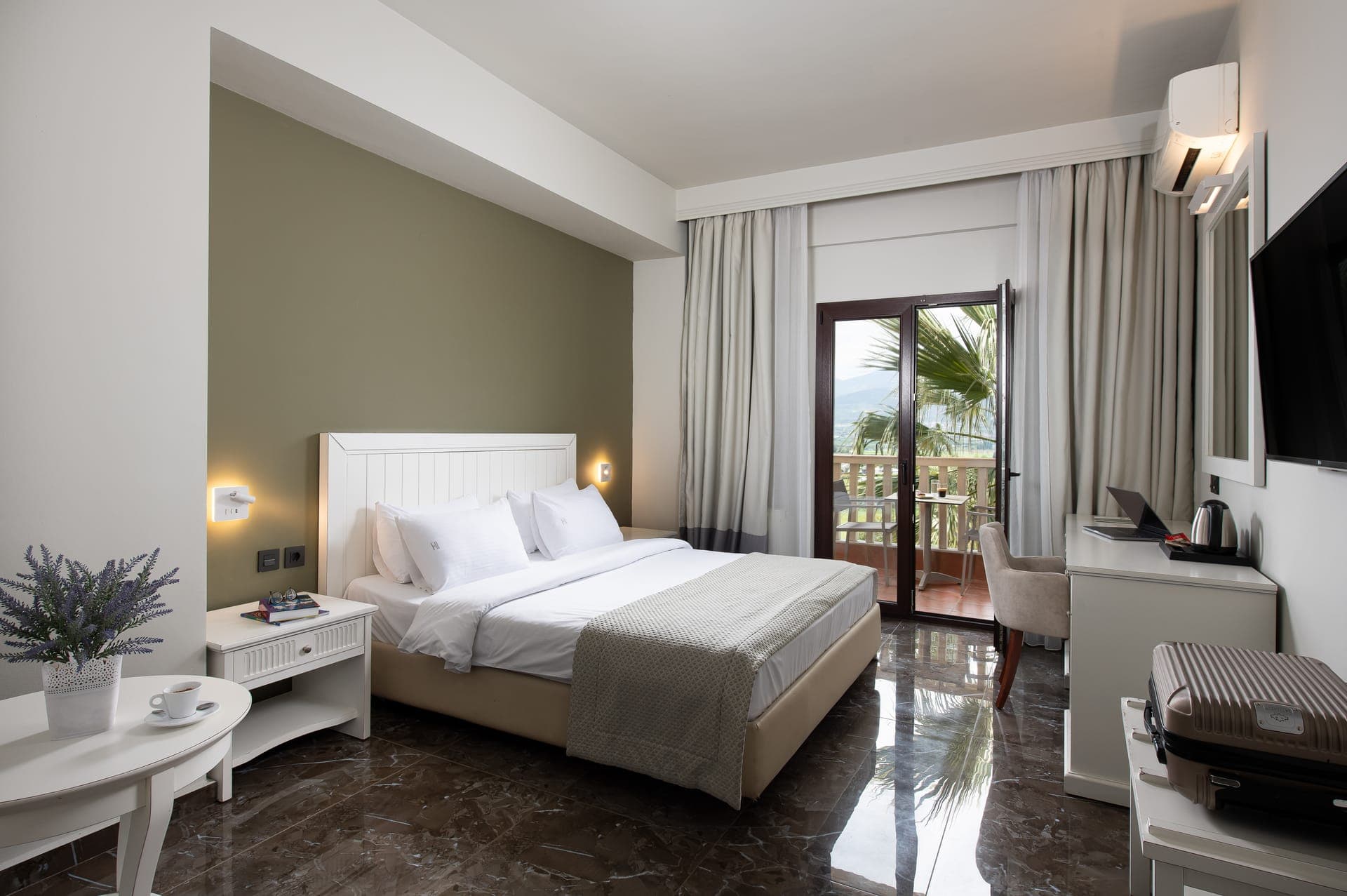 room-types-HEAVENHOT-PAN-0.jpg
