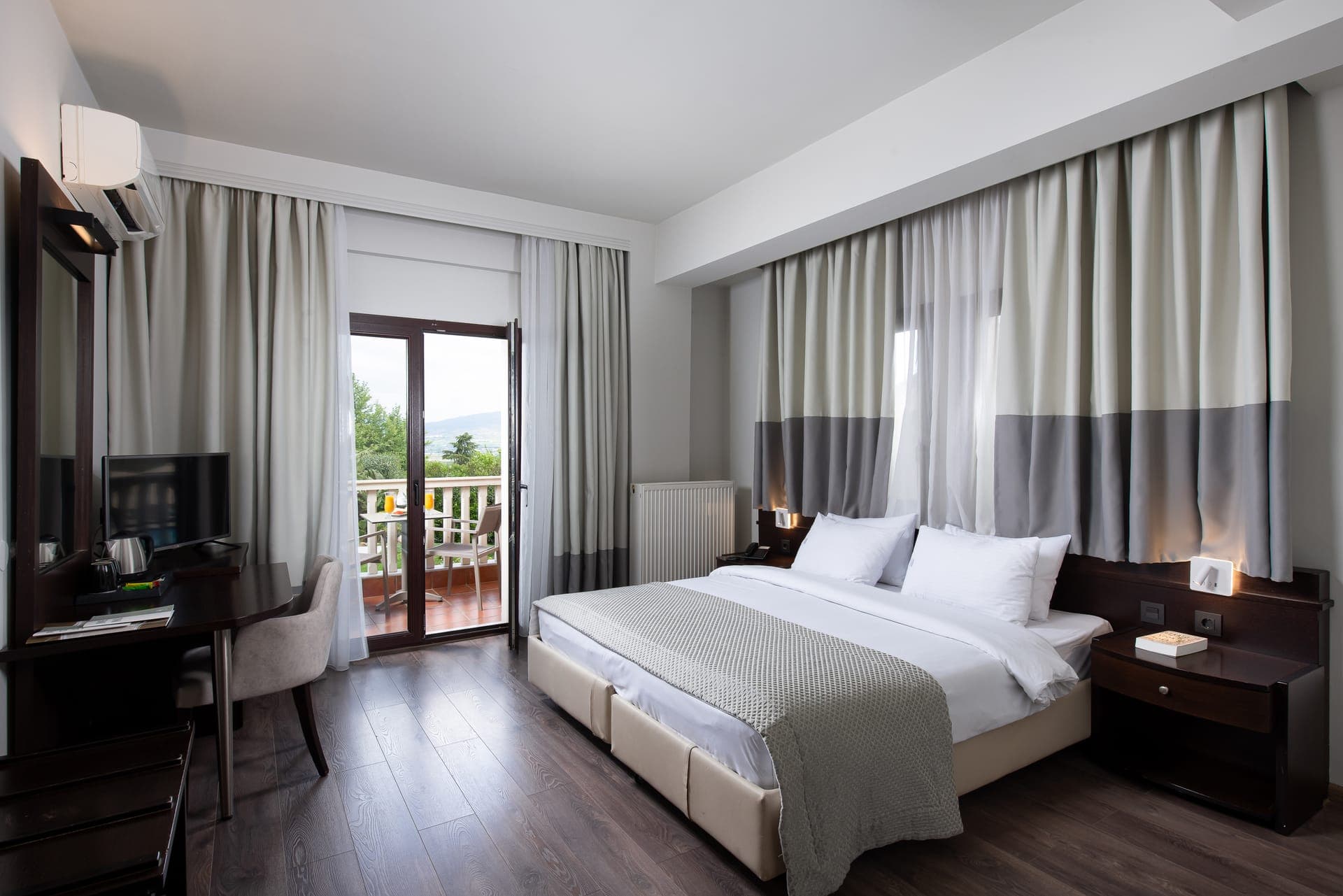 room-types-HEAVENHOT-STD-0.jpg