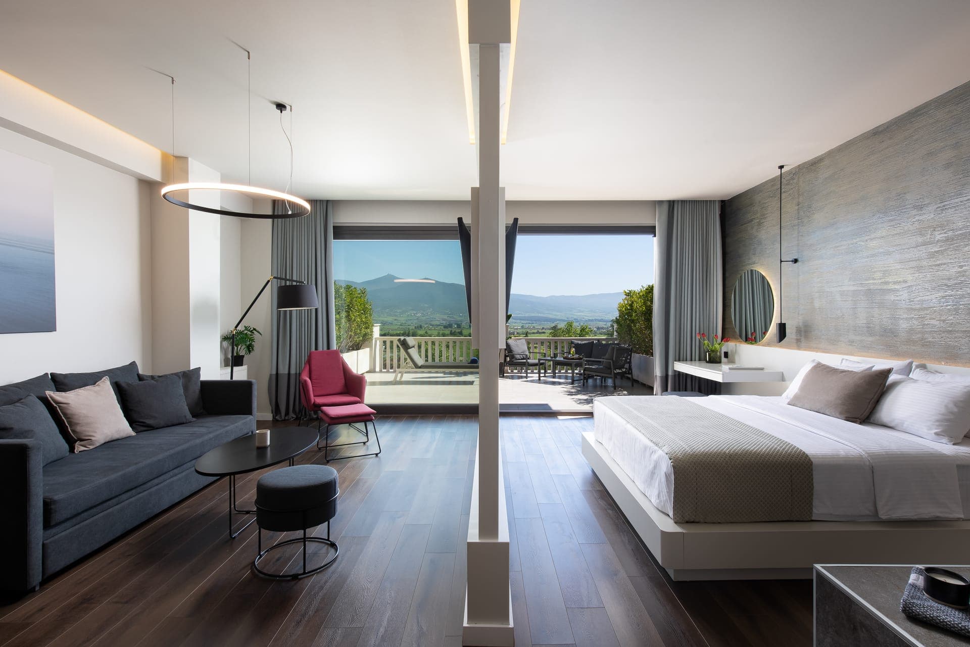 room-types-HEAVENHOT-SUITE-0.jpg