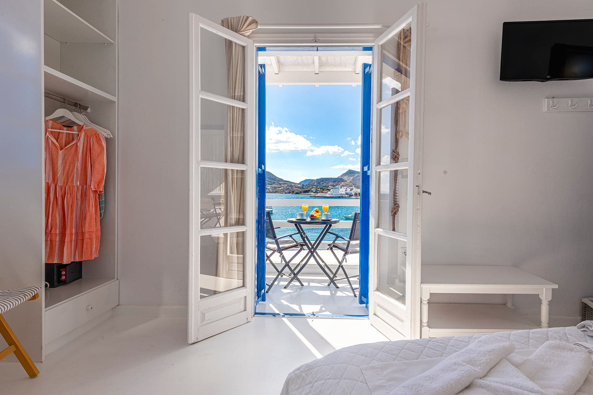 room-types-HELIOMILOS-DBLSV-0.jpg