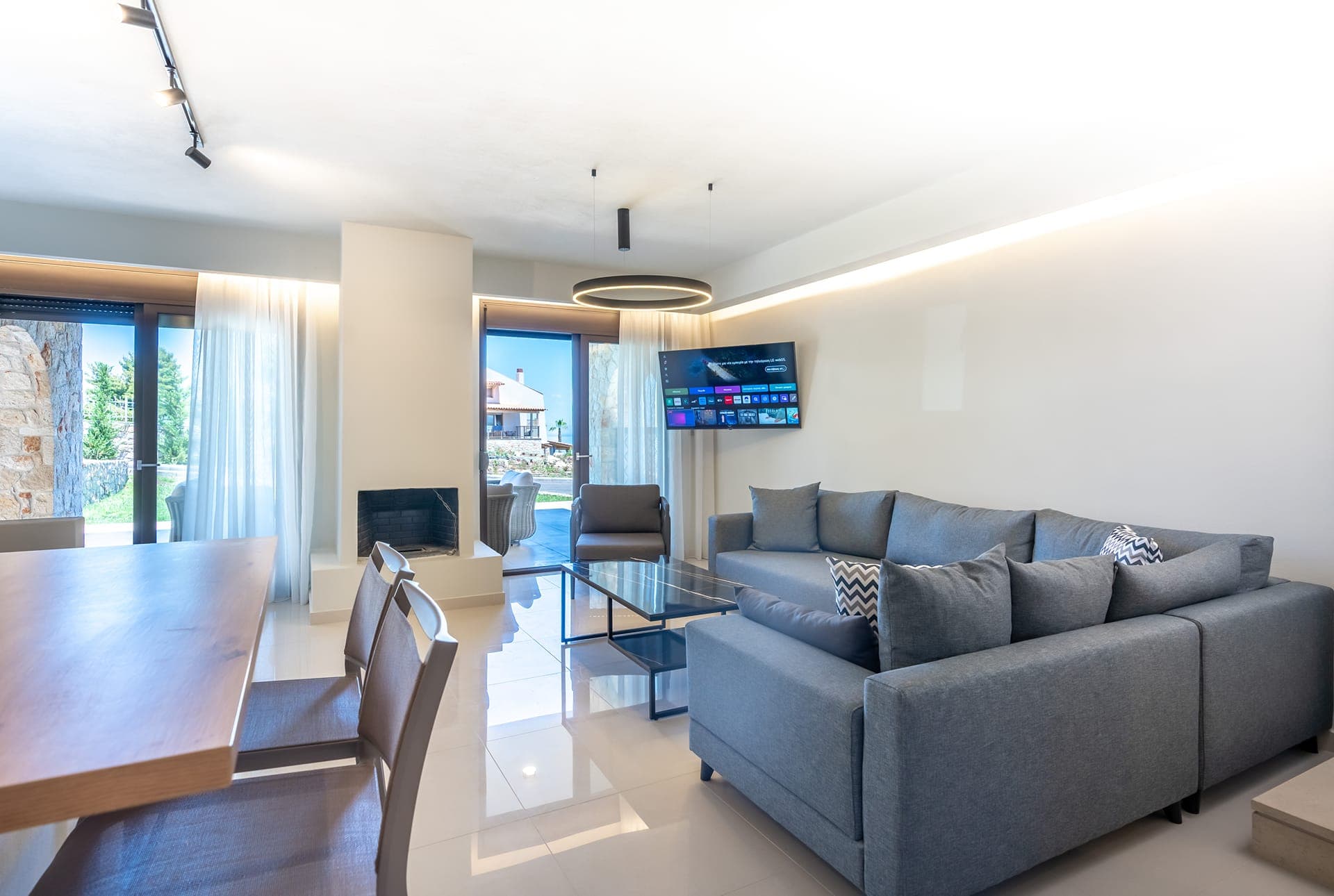 room-types-HELIOSBLUE-FOSUV-0.jpg