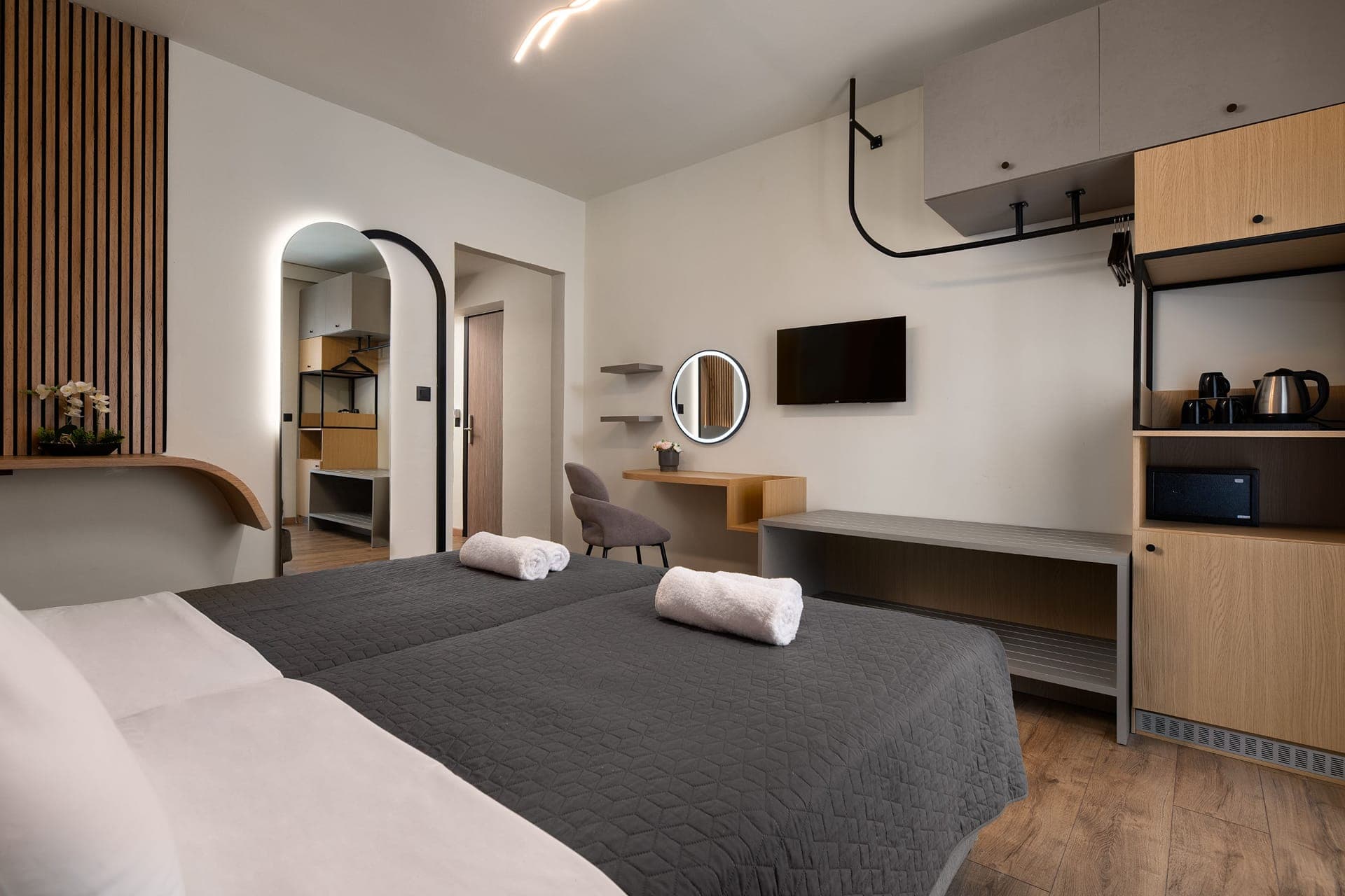 room-types-HELIOSRHOD-JUNCV-0.jpg