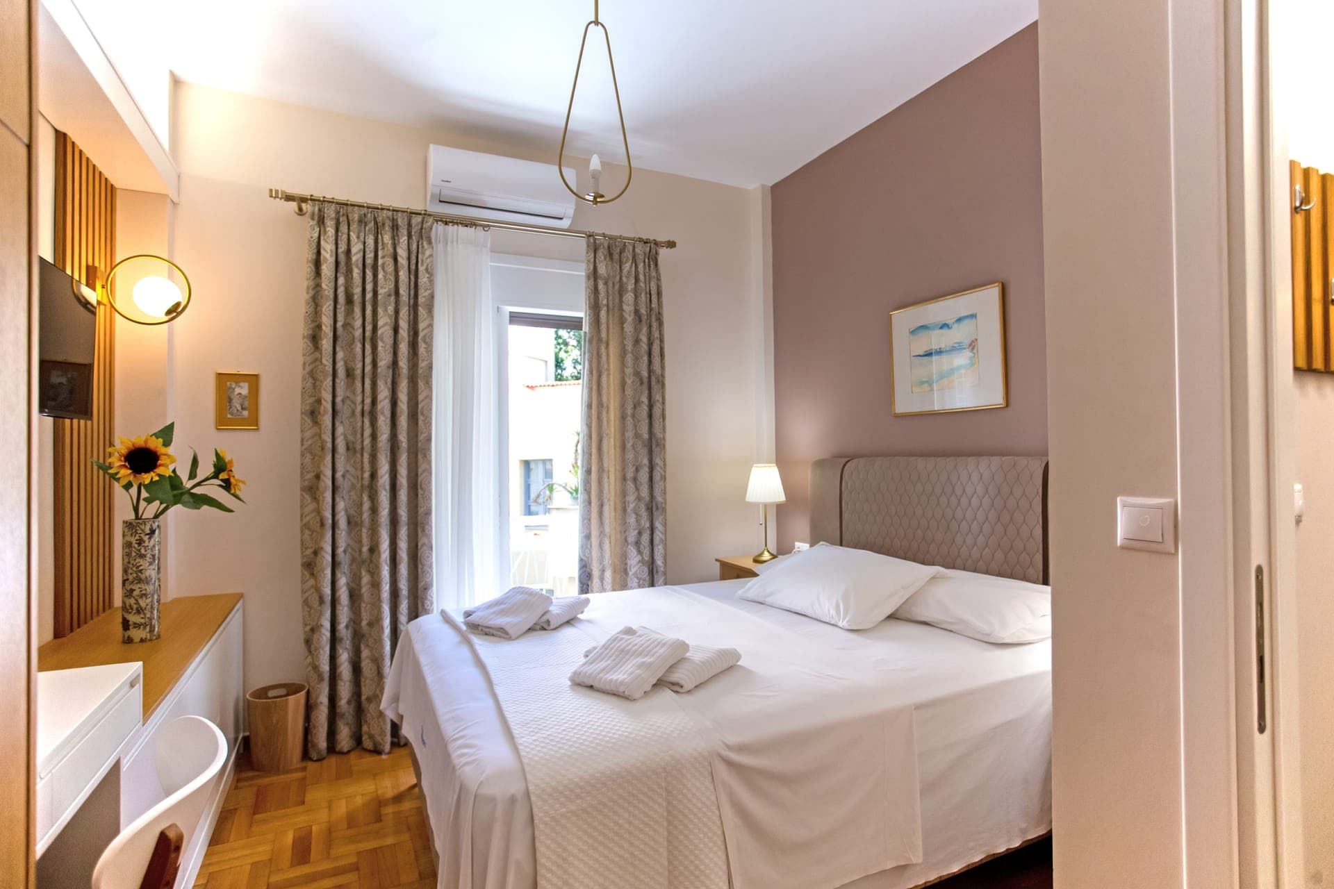 room-types-HELONIAPAR-ARIADN-0.jpg