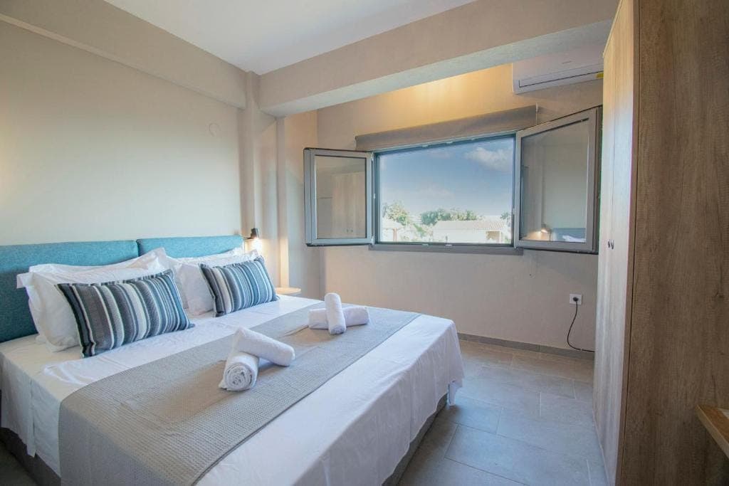 room-types-HERACLEA-2BED-0.jpg