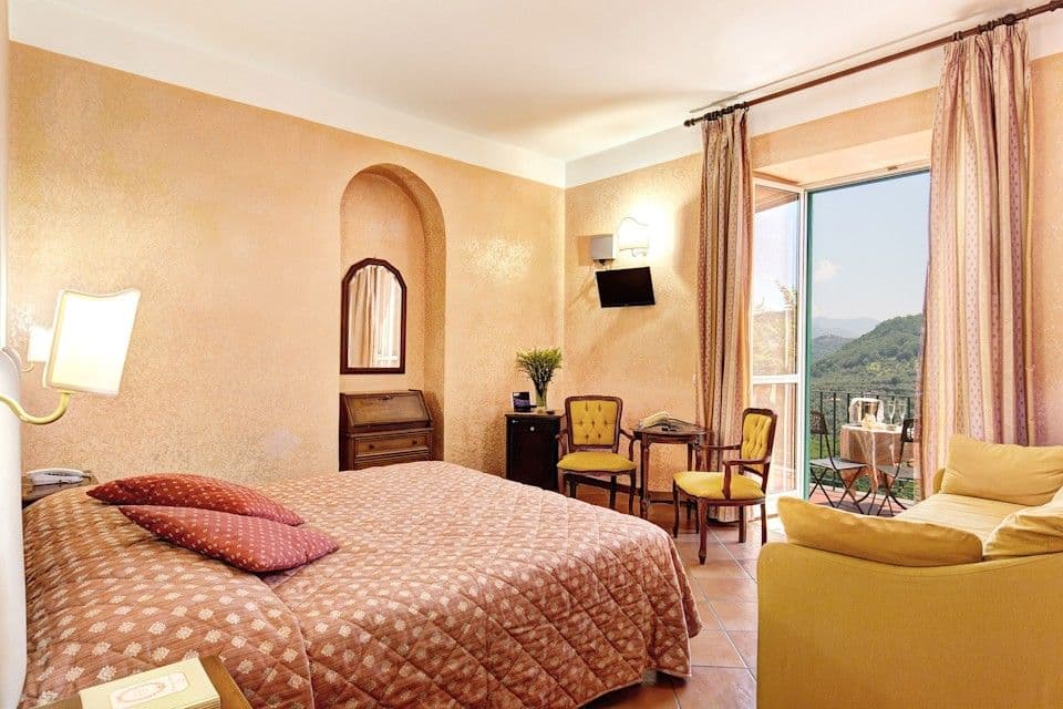 room-types-HERMITAGE-SVR-0.jpg