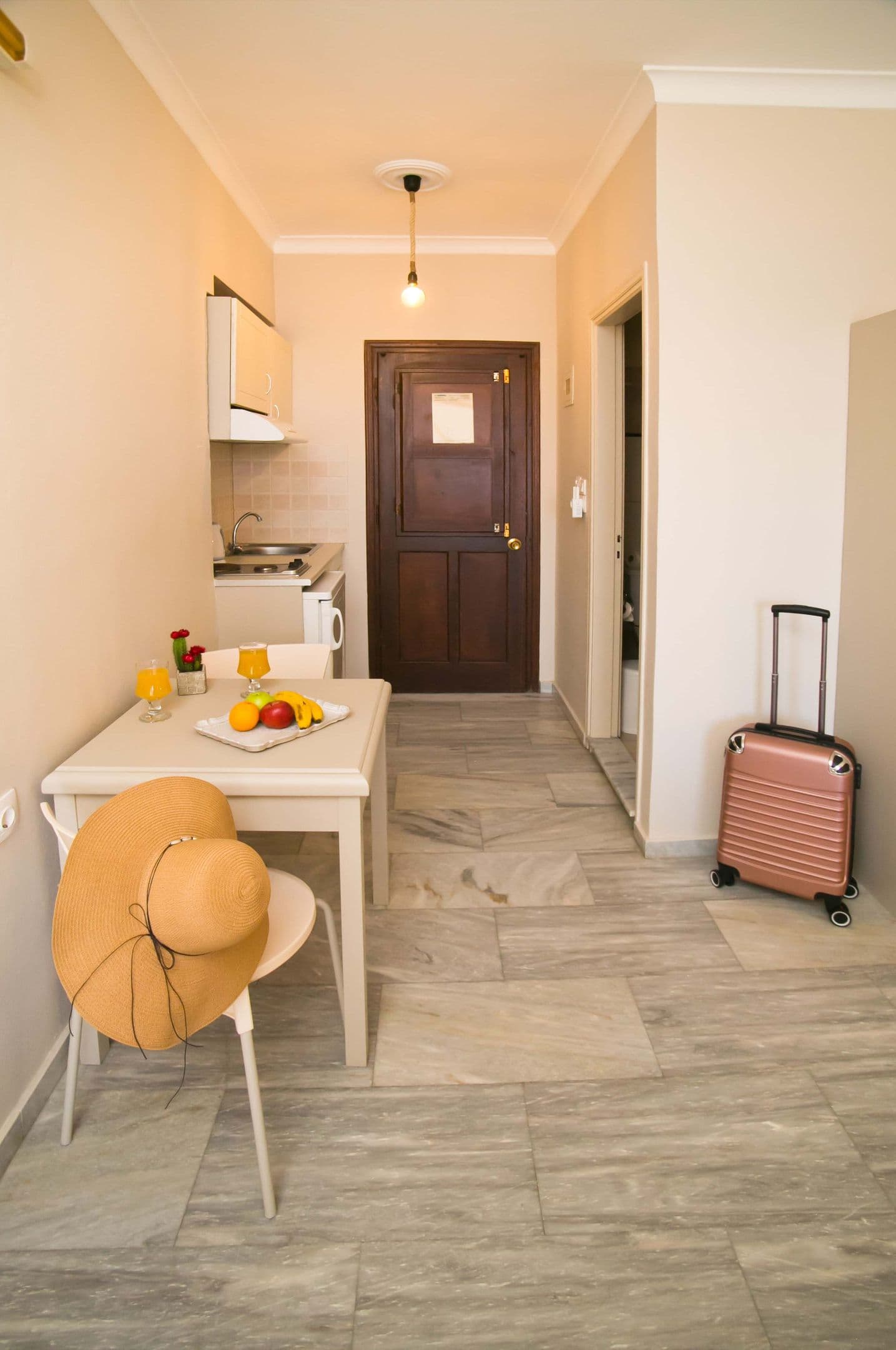room-types-HHKALYPSO-FAMAPT-0.jpg