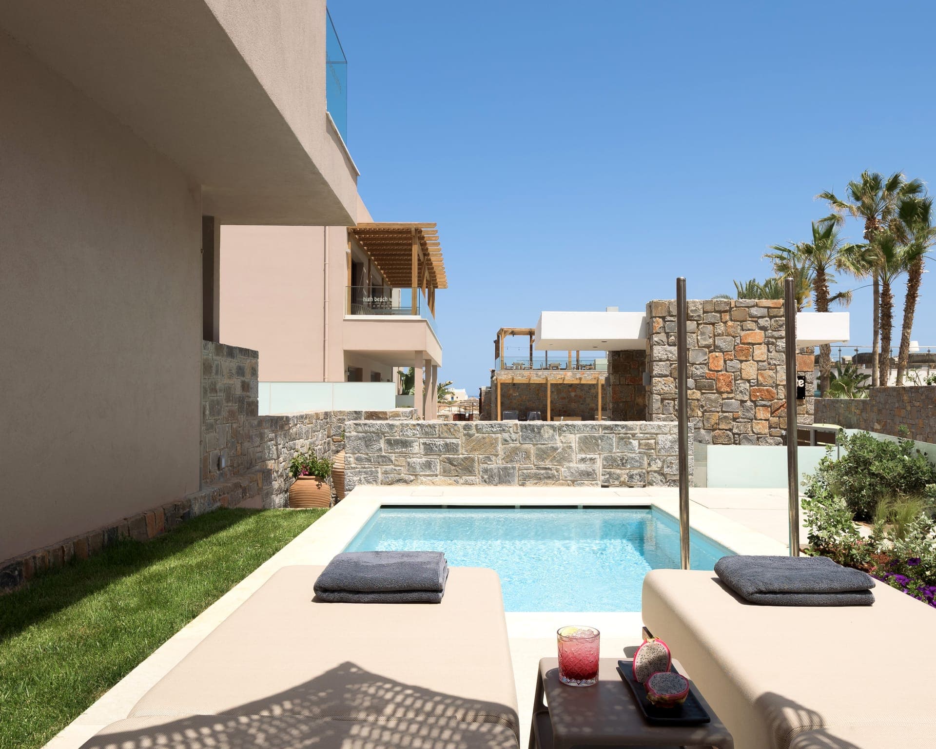 room-types-HIGHBEACH-WSPP-0.jpg