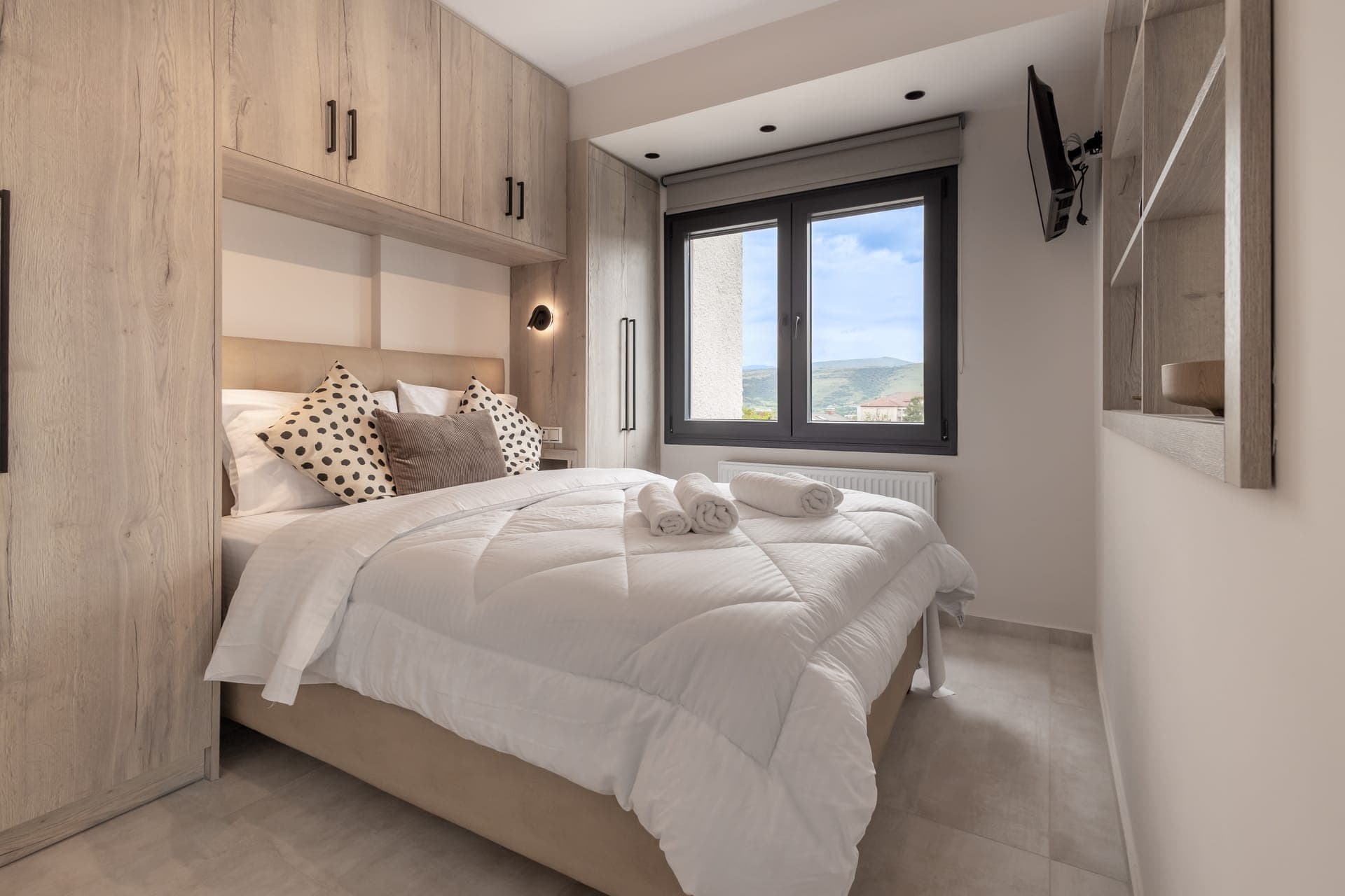 room-types-HIGHVIEWLX-TPL-0.jpg