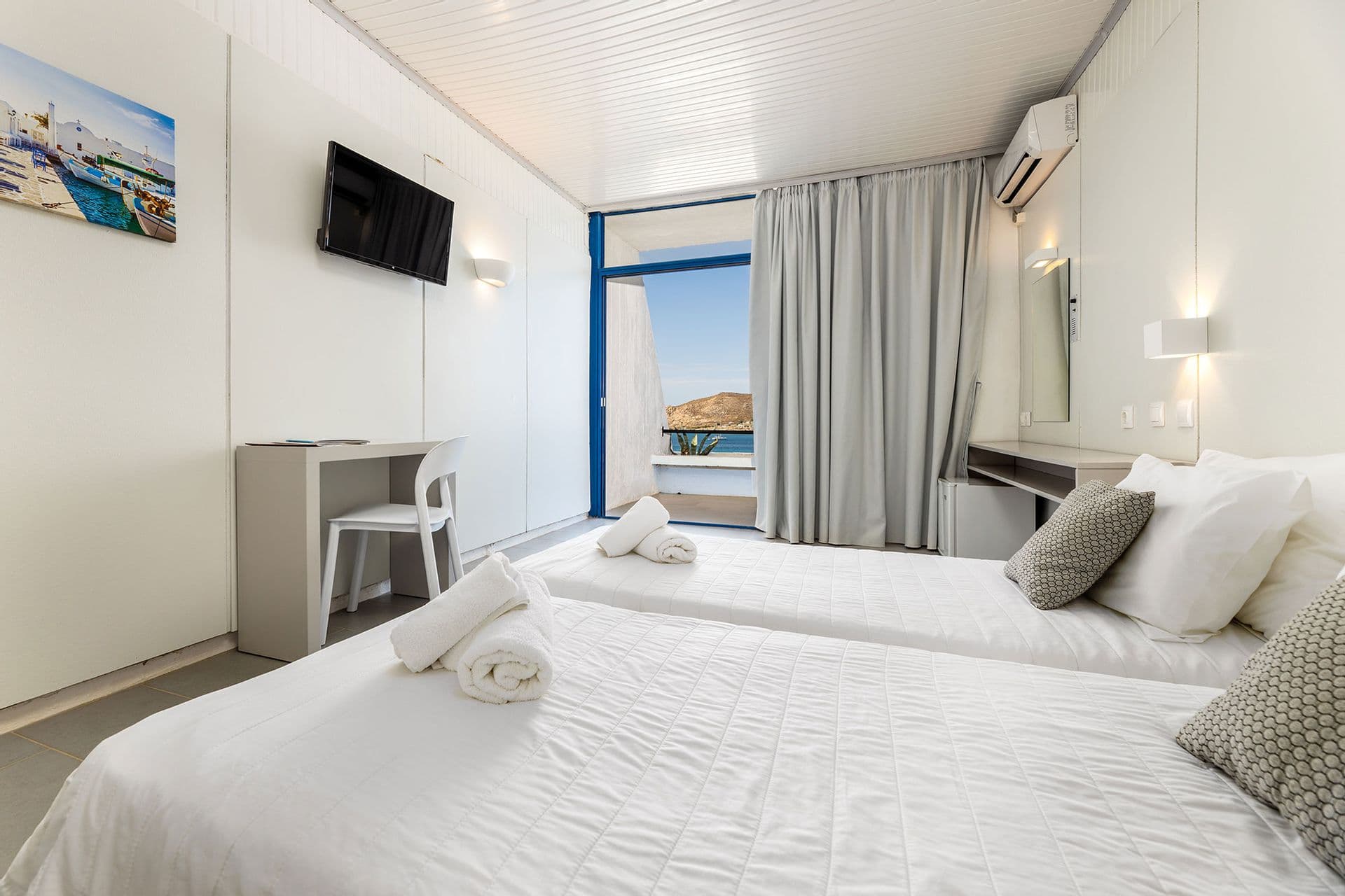 room-types-HIPPOC-DBL-0.jpg