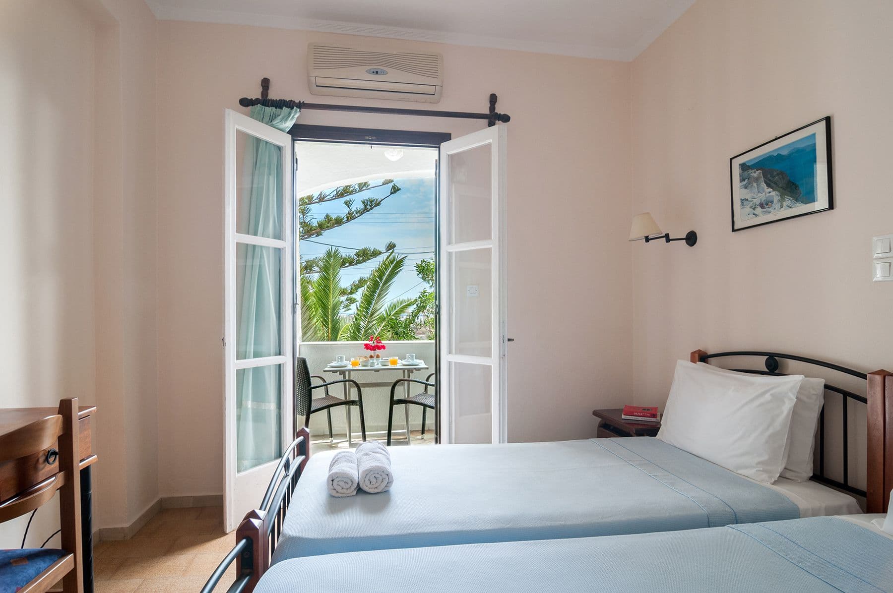 room-types-HOLIDAYBR-001-0.jpg