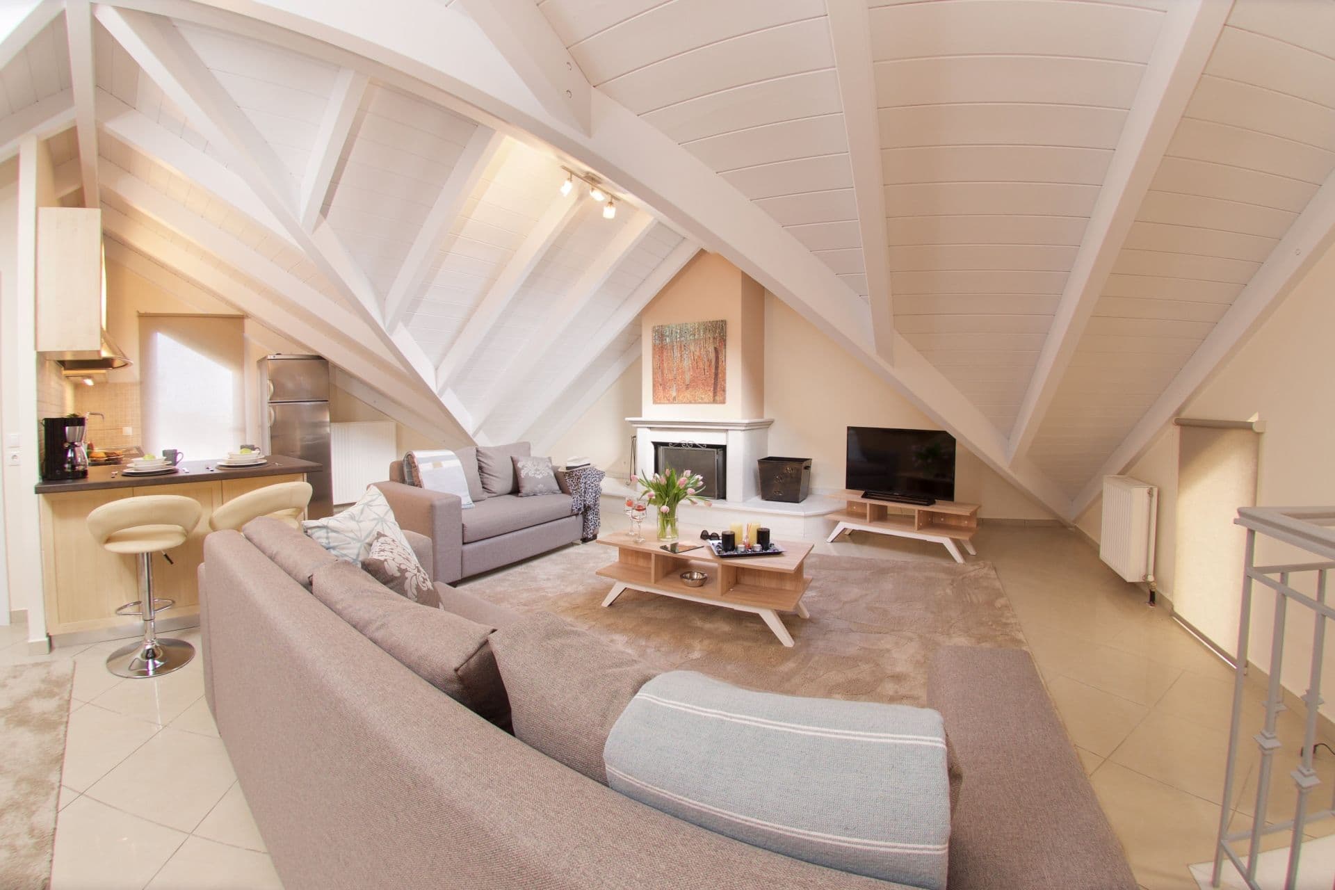 room-types-HOLIDAYV-DNDAPT-0.jpg