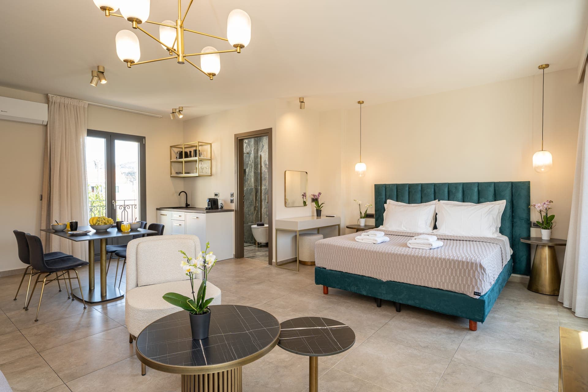 room-types-HOLIDAYV-DORO-0.jpg