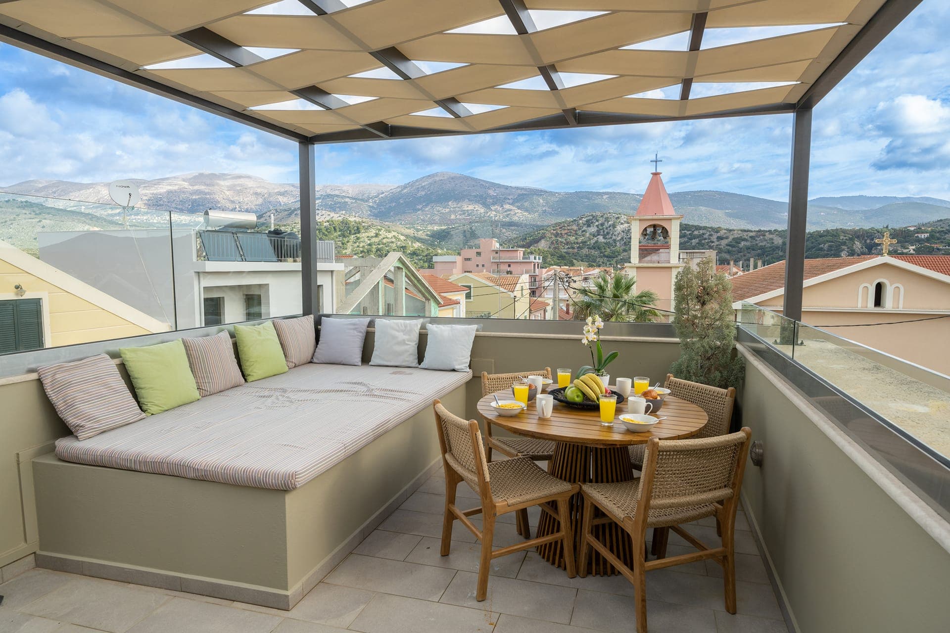 room-types-HOLIDAYV-SQLOFT-0.jpg