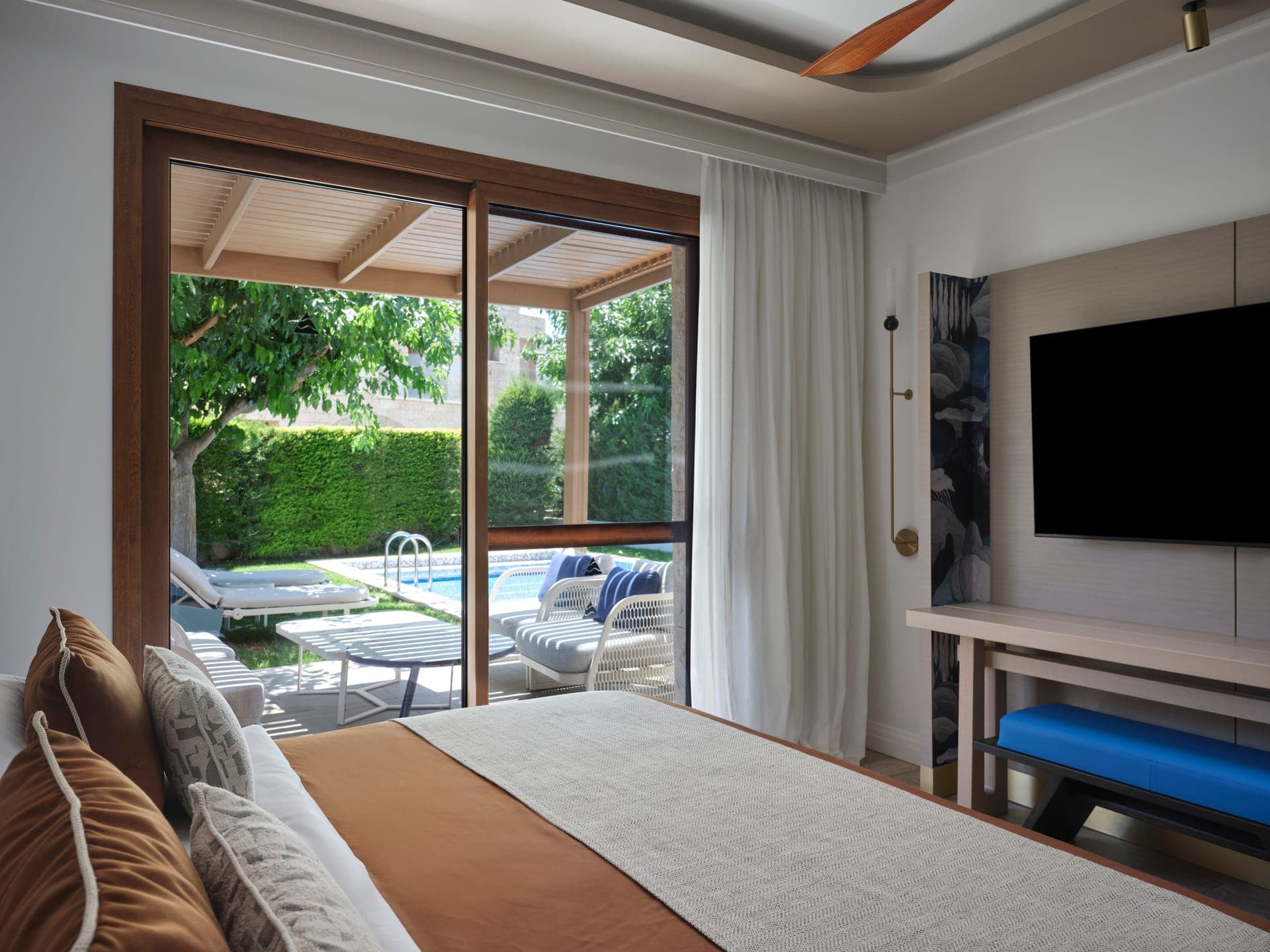 room-types-HOLIDAYVIL-VILLA-0.jpg