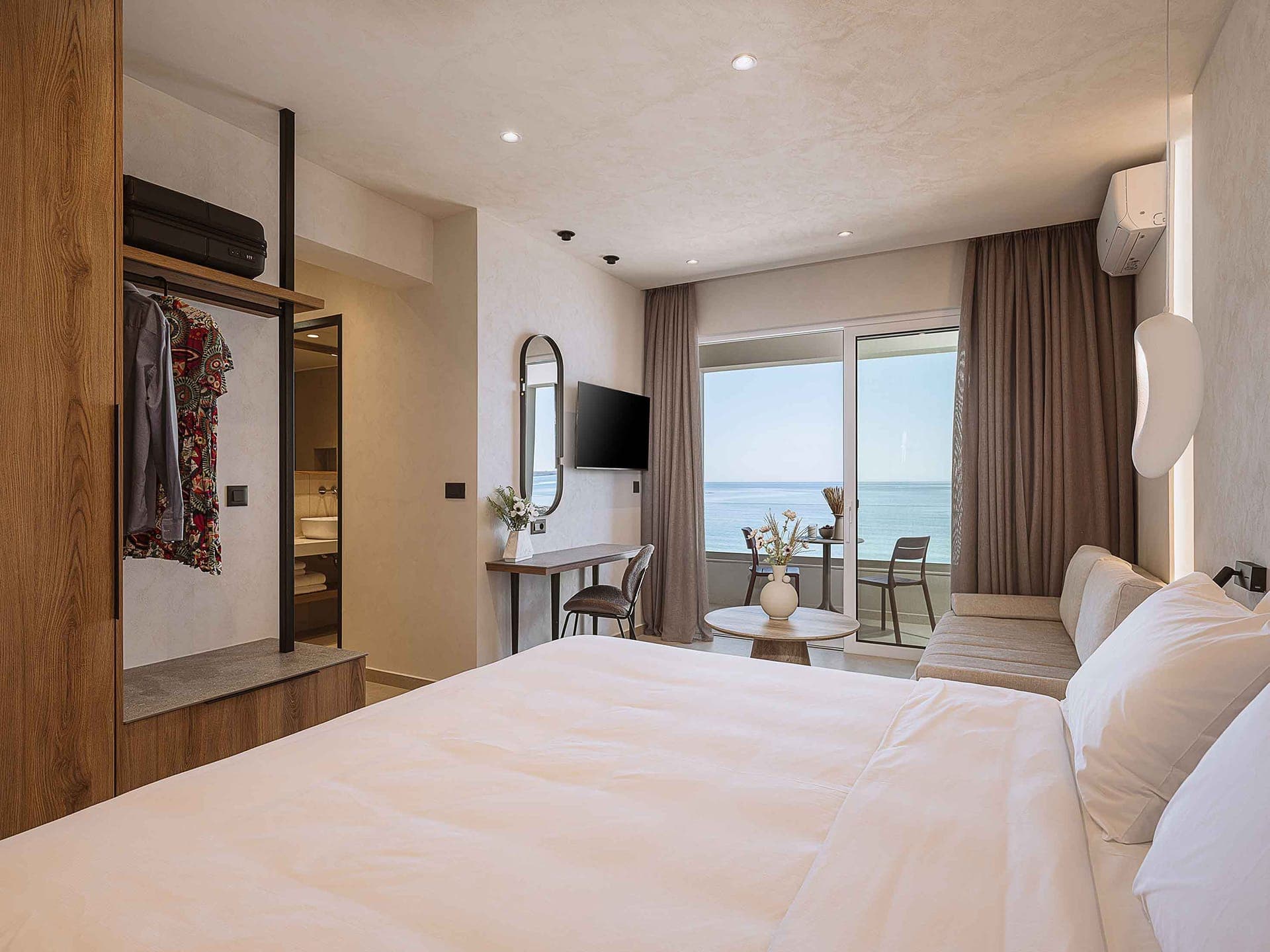 room-types-HOLIWAYSV-MOCE4-0.jpg