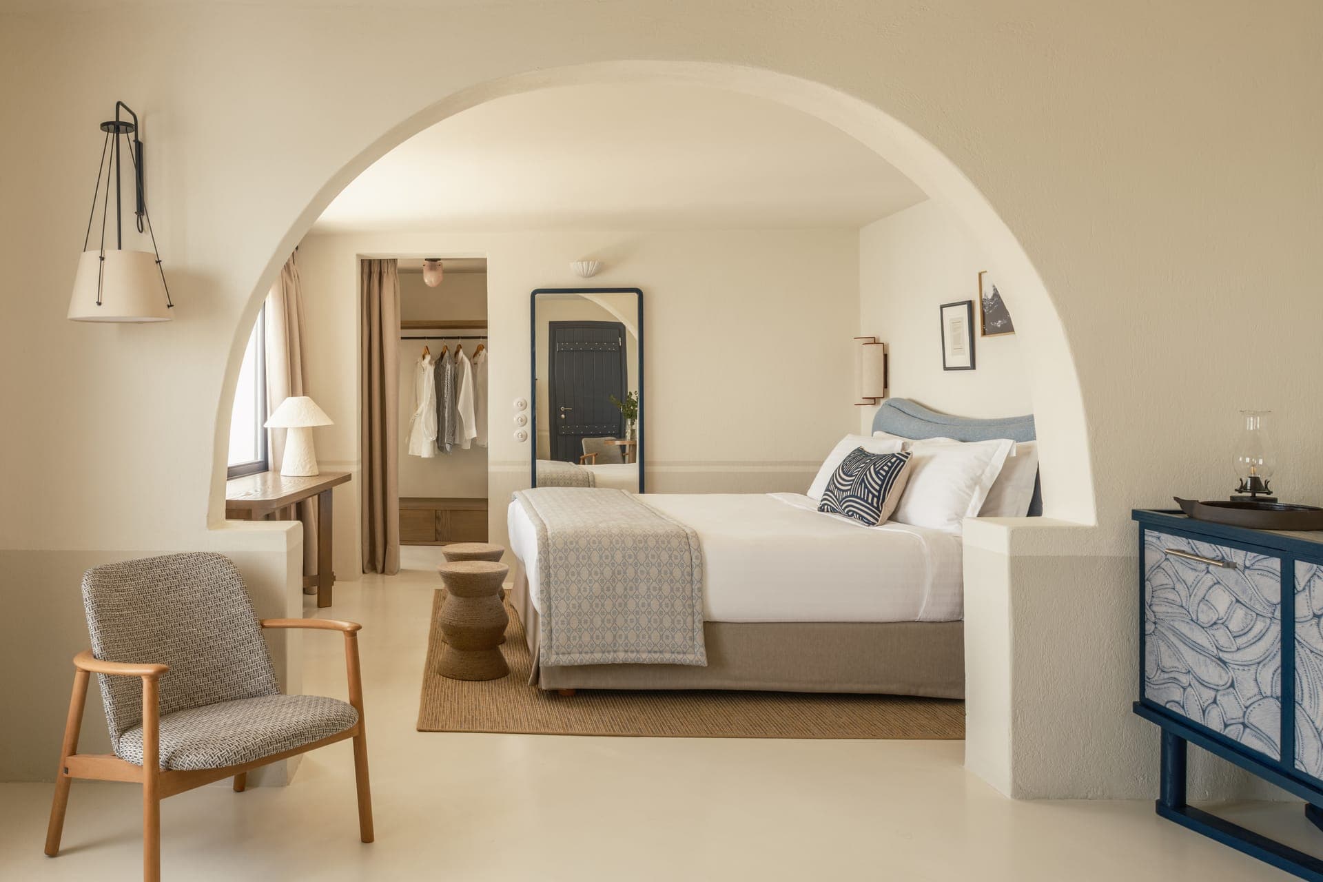 room-types-HOMPOEMS-HSUI-0.jpg