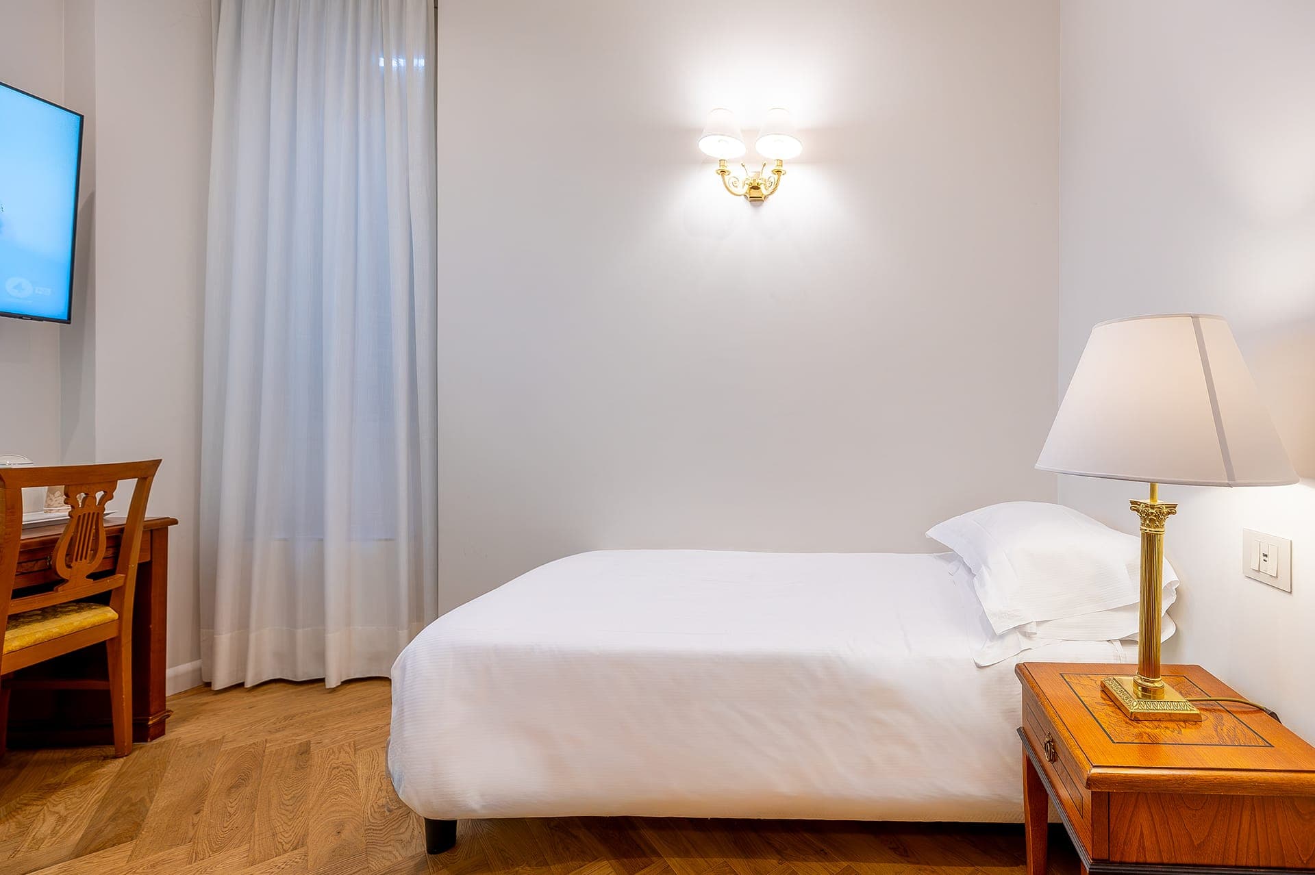 room-types-HOSIANUMRM-SGL-0.jpg