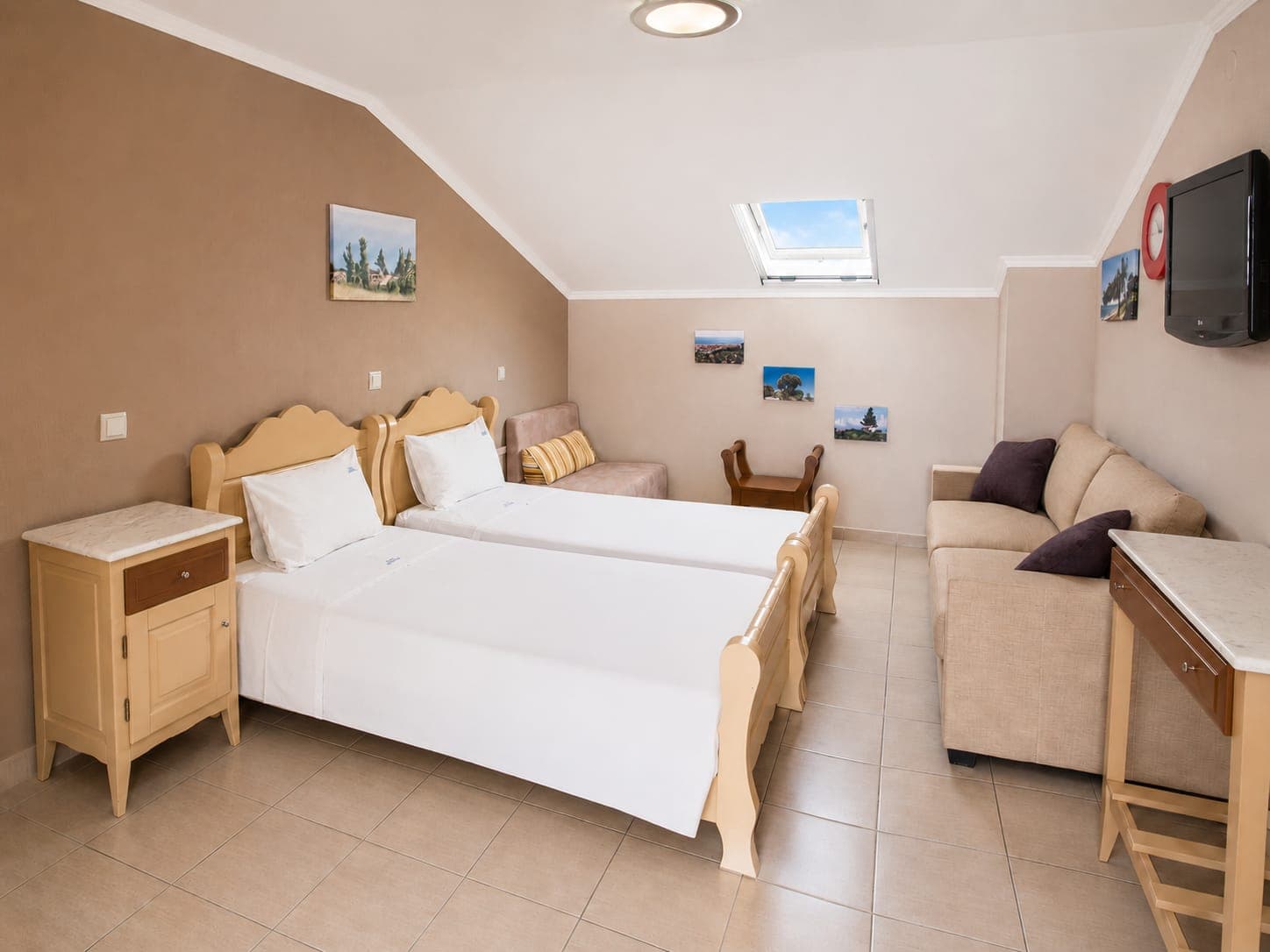 room-types-HOTDIONYS-STUSV-0.jpg