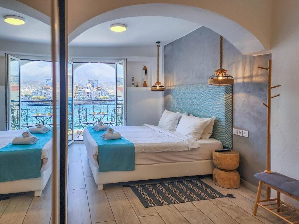 room-types-HOTELPORT7-SEADBL-0.jpg