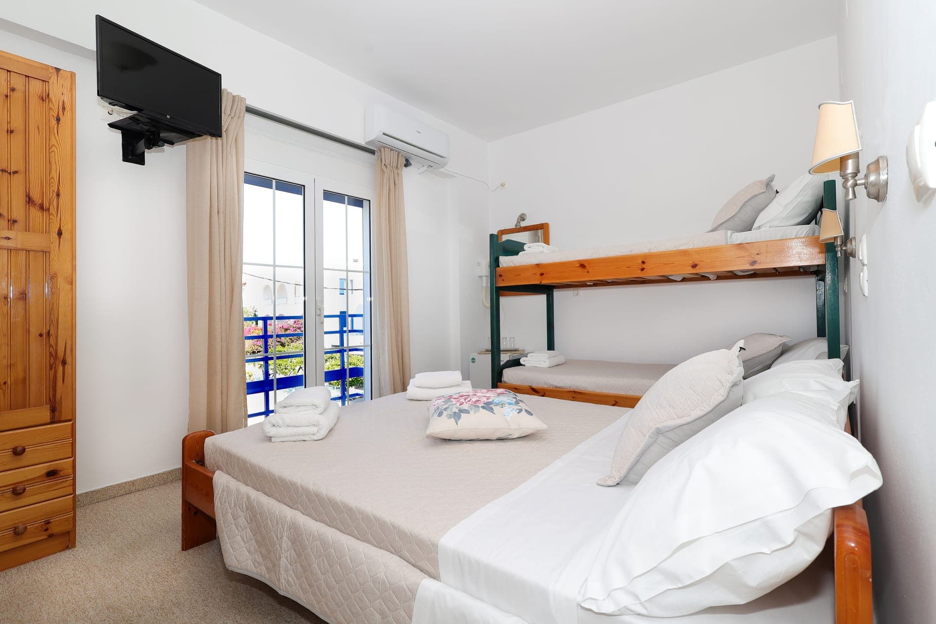 room-types-HTLHIPPOC-FAMILY-0.jpg