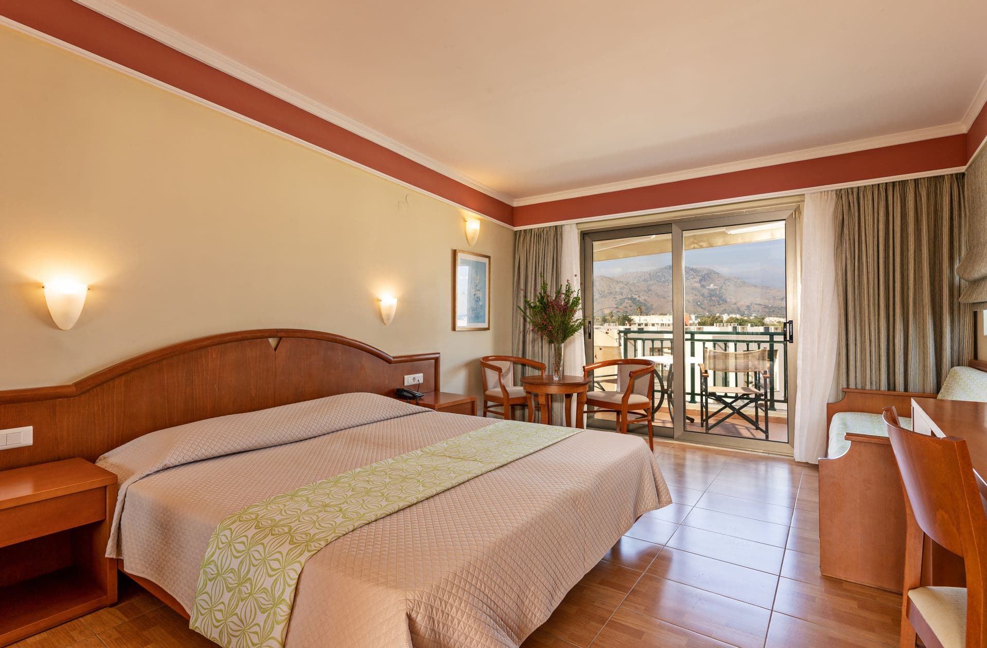 room-types-HYDRAMISPA-DBLSV-0.jpg