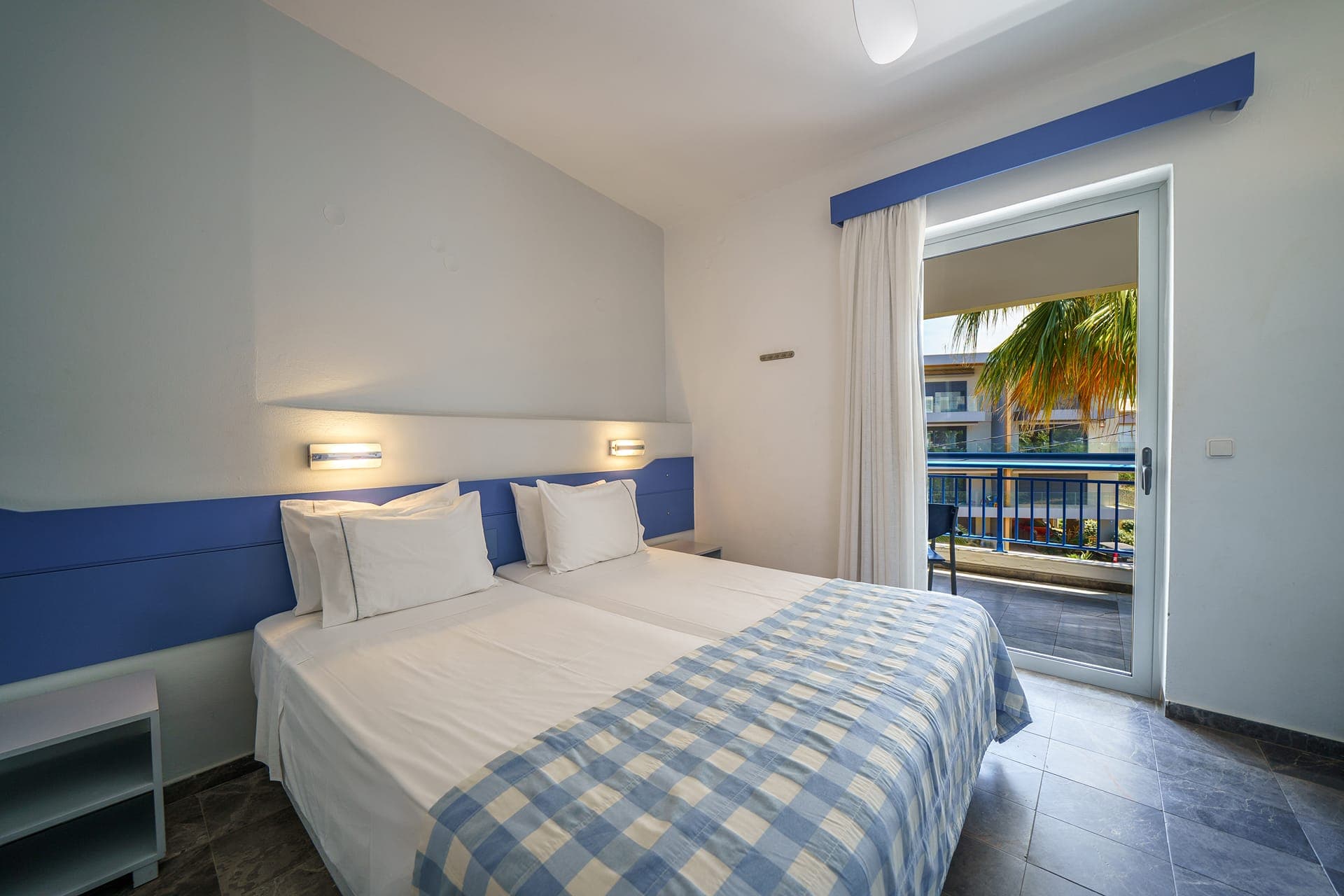 room-types-IBISCOSGAR-GOBDAP-0.jpg
