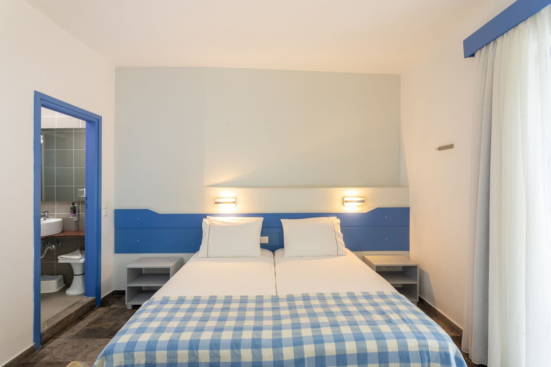 room-types-IBISCOSGAR-TBDAPT-0.jpg