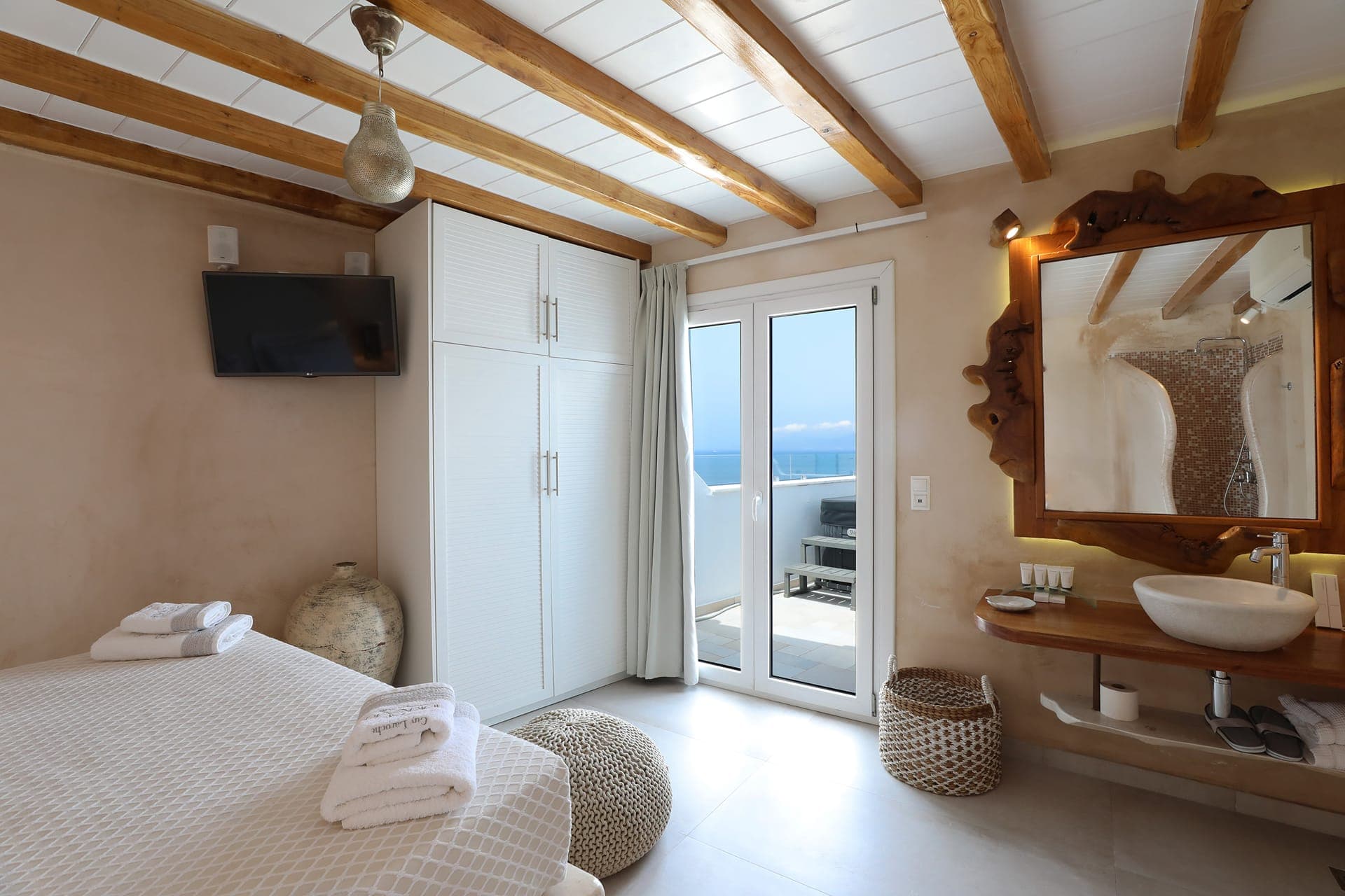 room-types-IBISCUSM-JNROJ-0.jpg