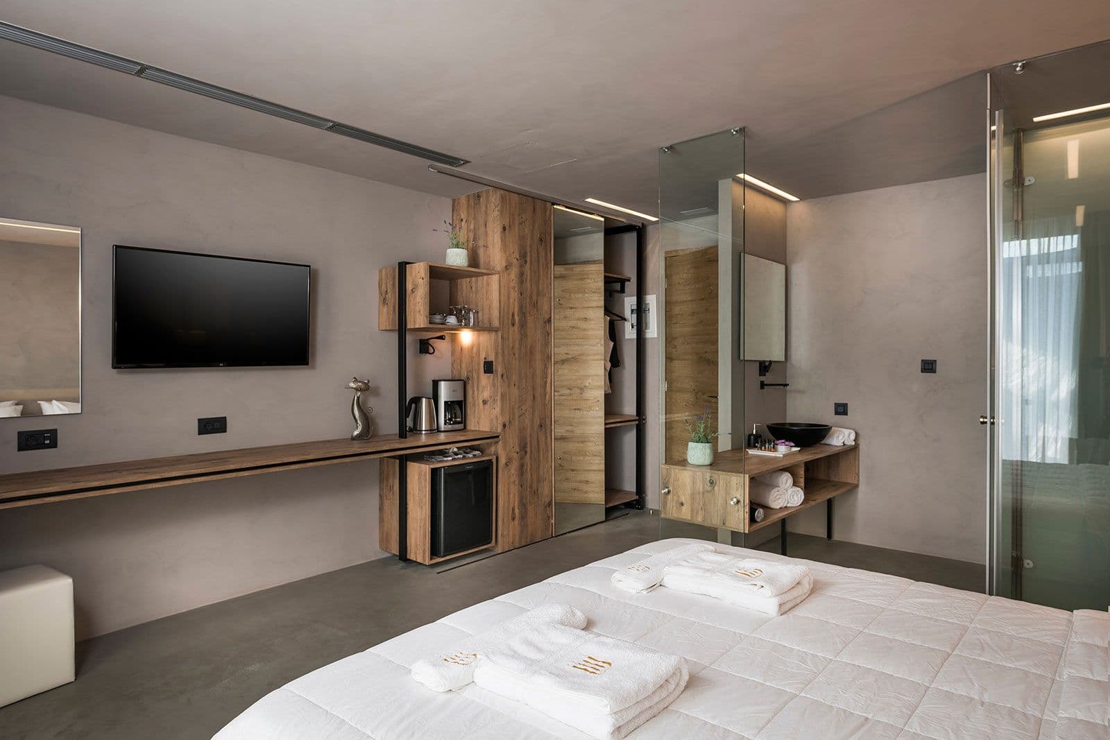 room-types-ICARUSHC-DBL-0.jpg