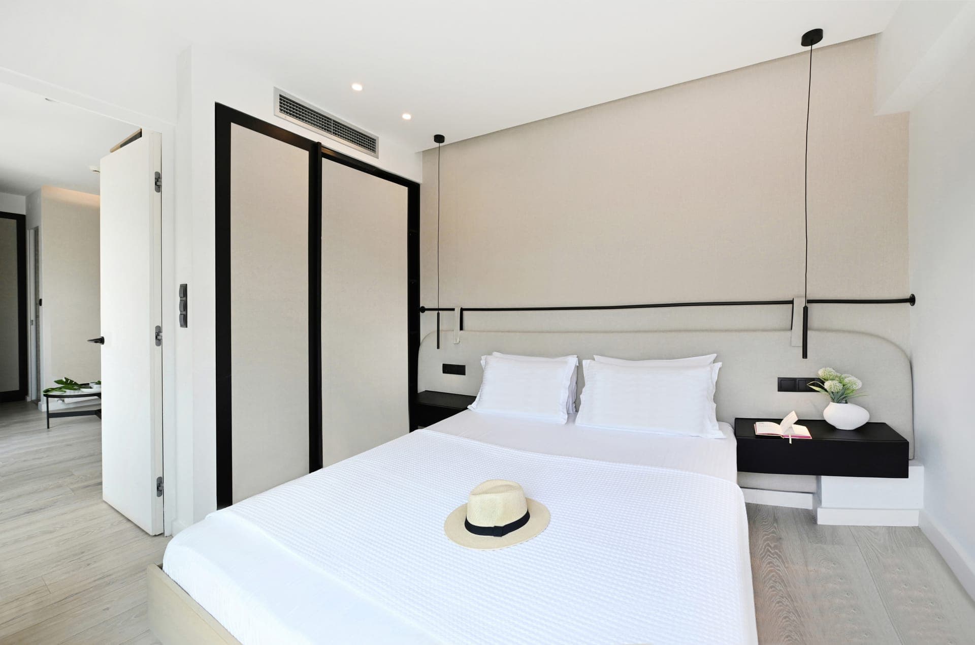 room-types-ICONURBAN-JUNIOR-0.jpg
