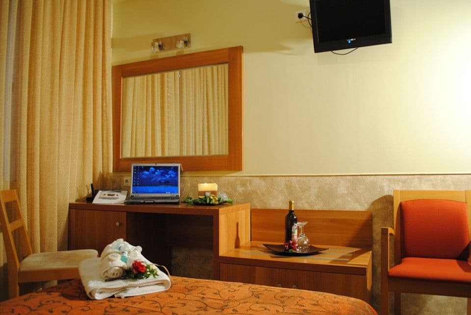 room-types-IDEALHTL-TRIPLE-0.jpg