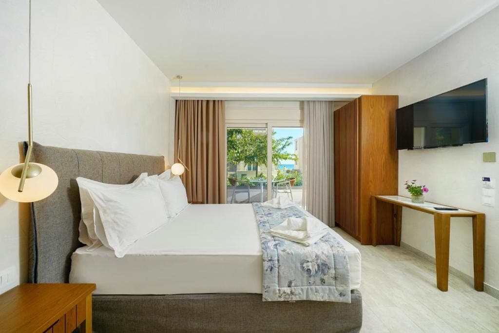 room-types-ILIORAMAAP-JUNIOR-0.jpg