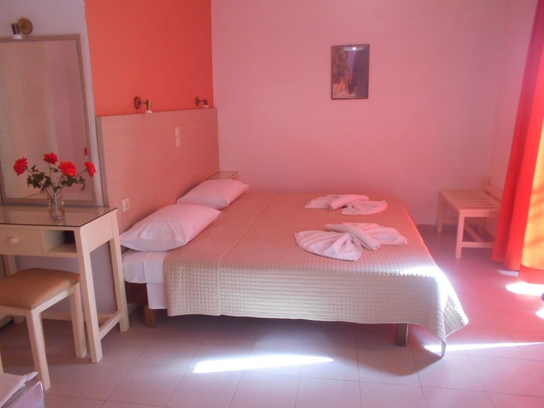 ROOM INTERIOR